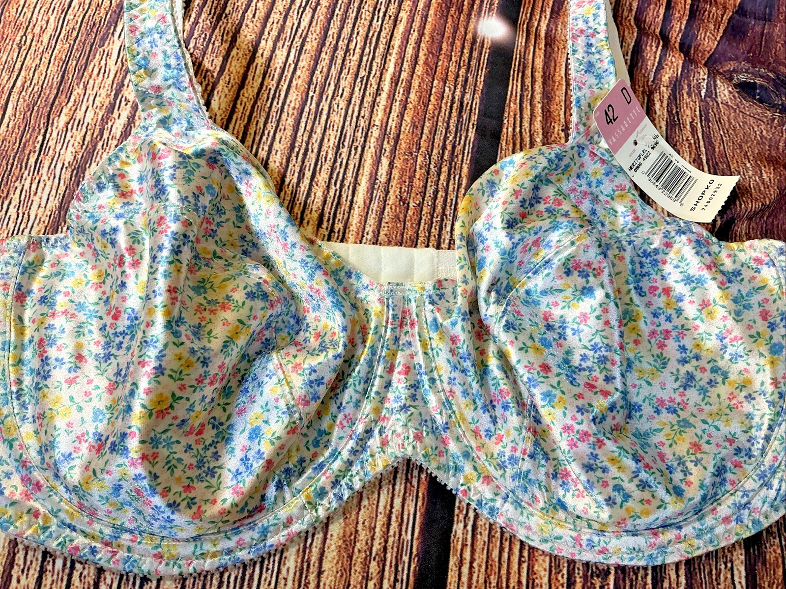 NWT Vintage Vassarette Floral Second Skin Satin Underwire Bra 42D