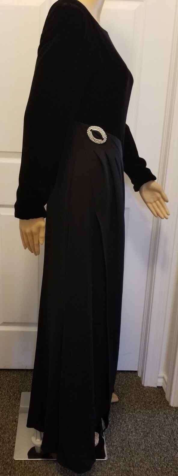 Gorgeous Vintage Elegant Kathryn Dianos Black Velvet &Crepe Formal Gown Sz 8