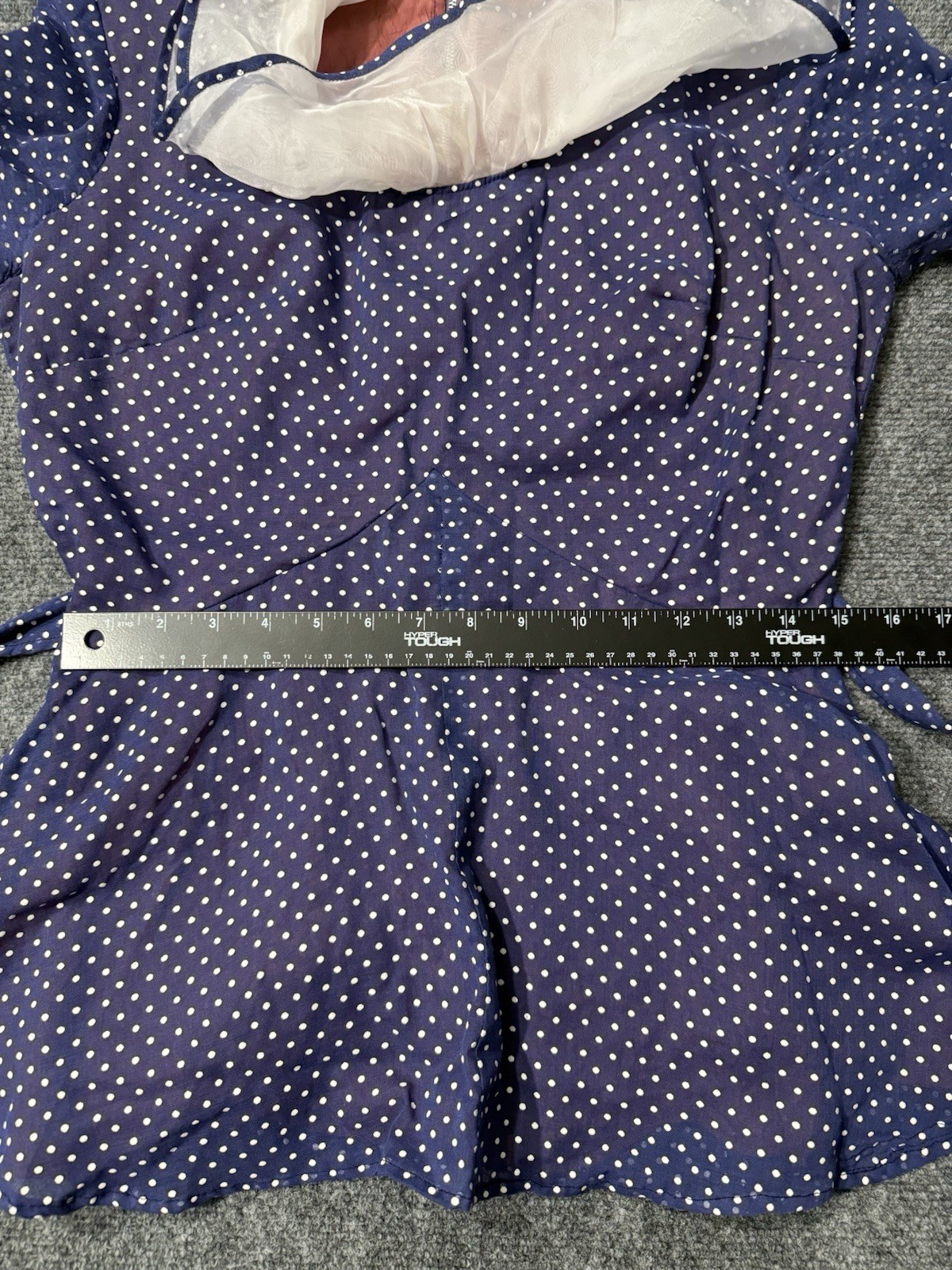 Vintage 60s 70s Polka Dot Blouse Ruffled Sleeves And Collar Ladies Garment