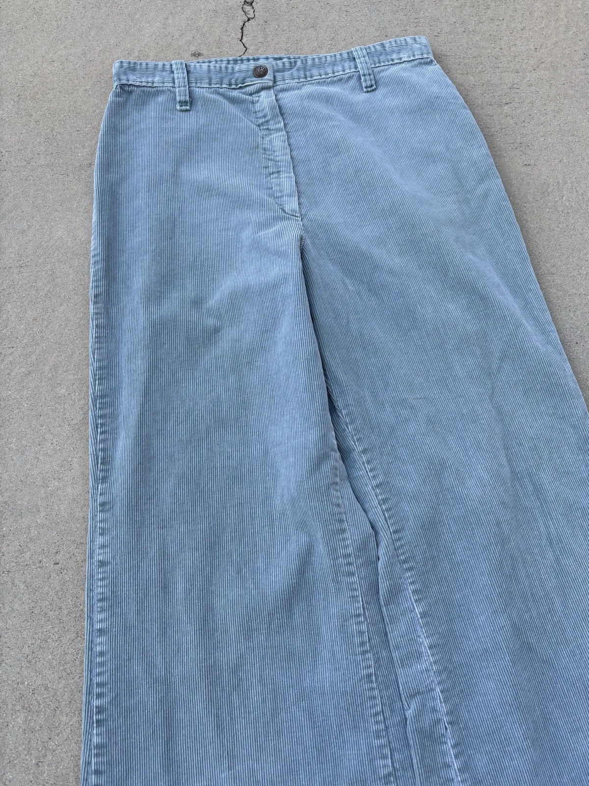 1970s Faded Green Corduroy Flare Pant 27 X 33