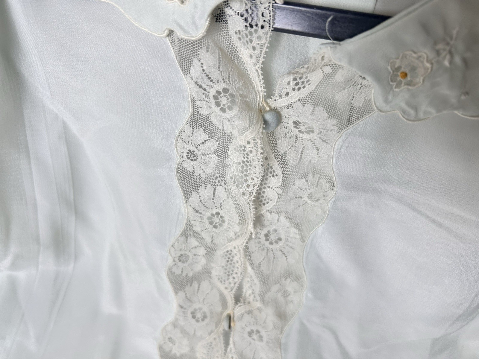 VTG Cropped Bed Jacket Sz Large Blue Floral Lace Tie A-line Collared FLAWS READ