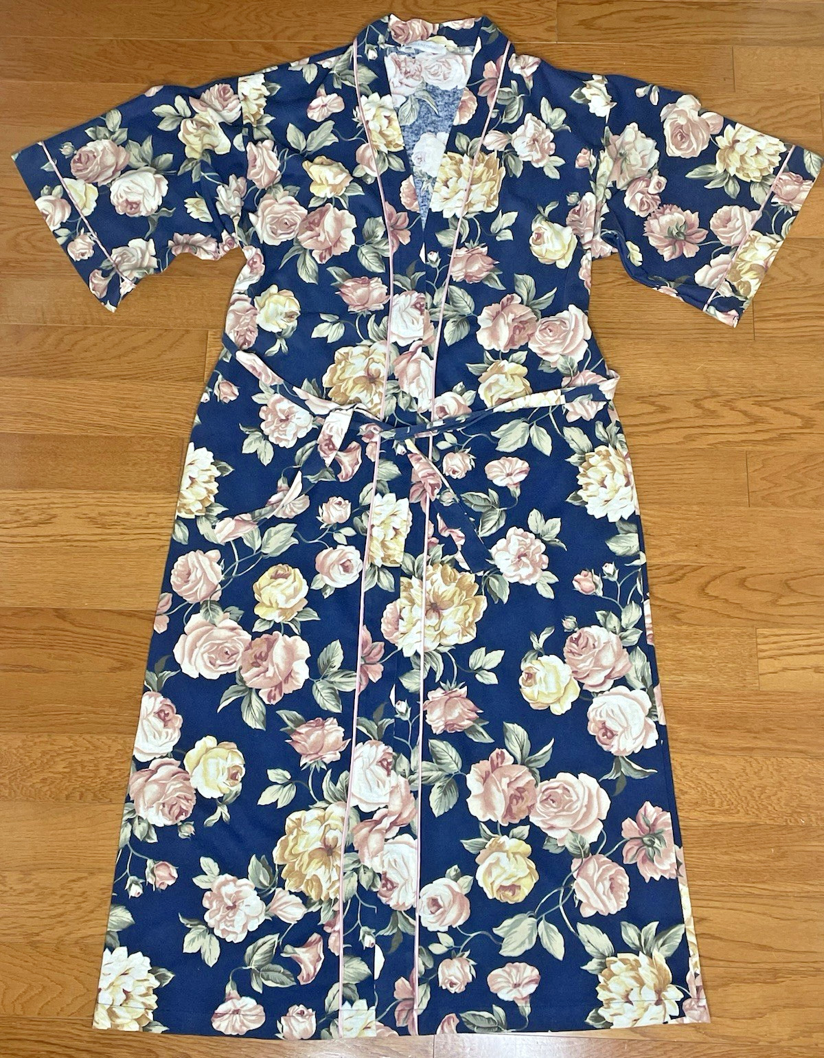 Vintage Maidenform Small Kimono Prairie Boho Cabbage Roses Navy Midi Robe USA