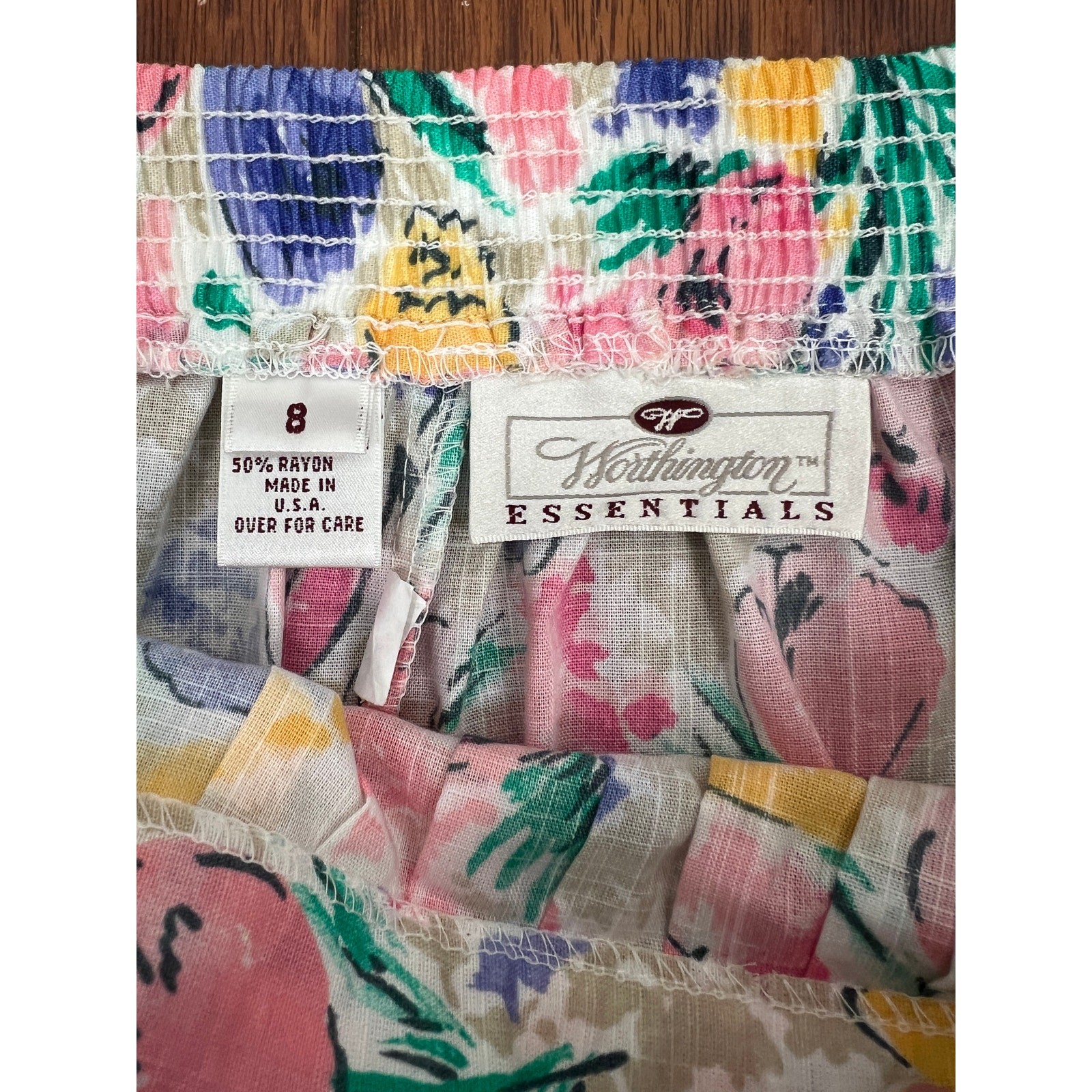 Vintage Worthington Essentials Floral Midi Skirt Size 8 Tulip Print USA Made