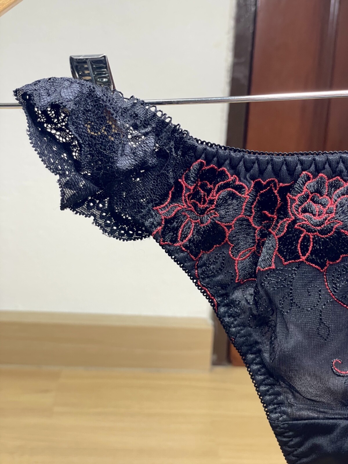 Vtg Deep Black Polyester Spandex String Panty Sz.5~6 Sheer Floral Lace Briefs
