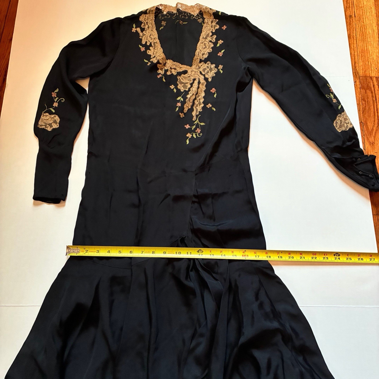 1920&rsquo;S Flapper Drop Waist Afternoon Dress Asymmetrical Lace Embroidery Silk