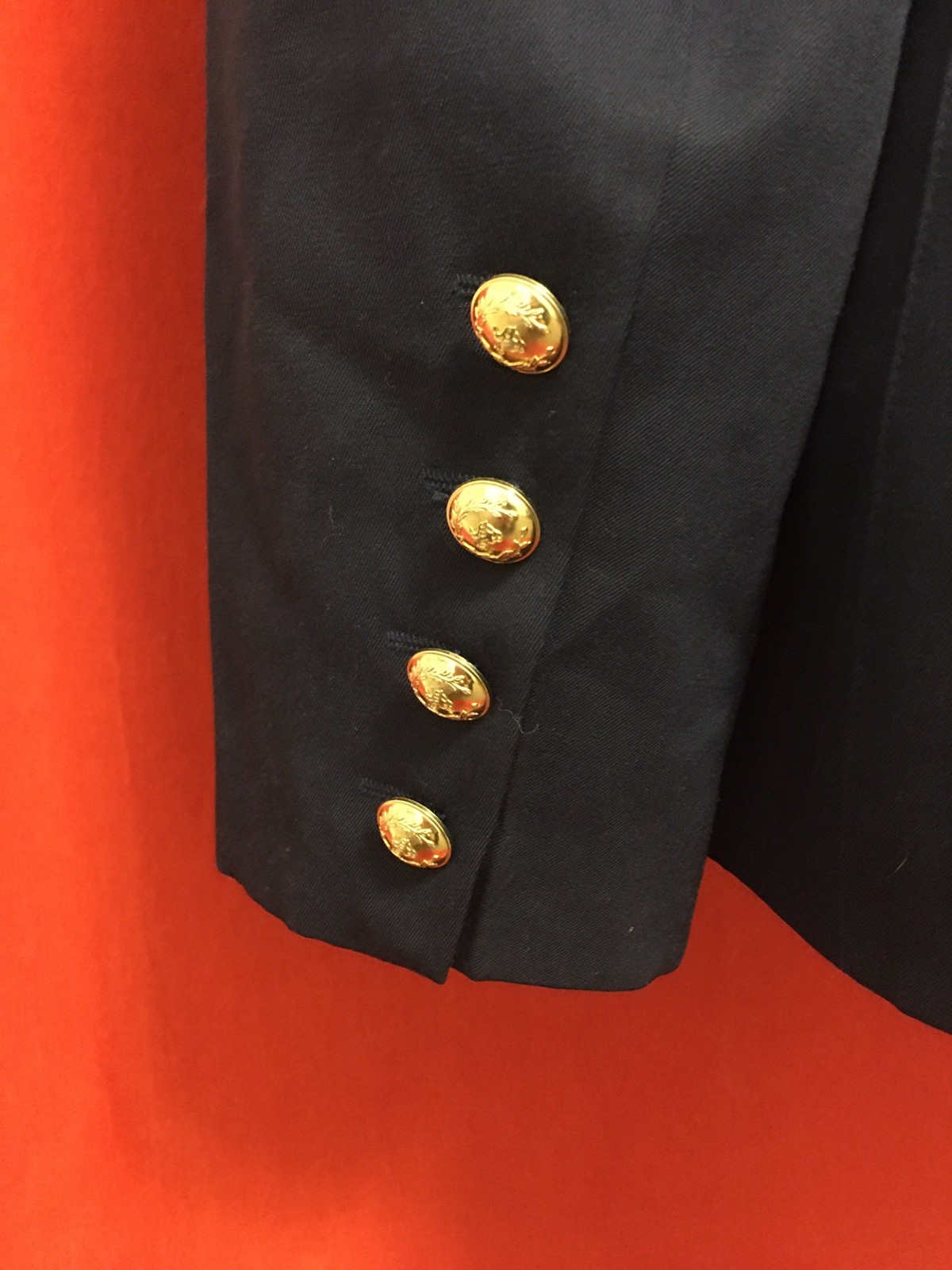 Laurel by Escada metallic crest wool blazer gold button stand collar size 44