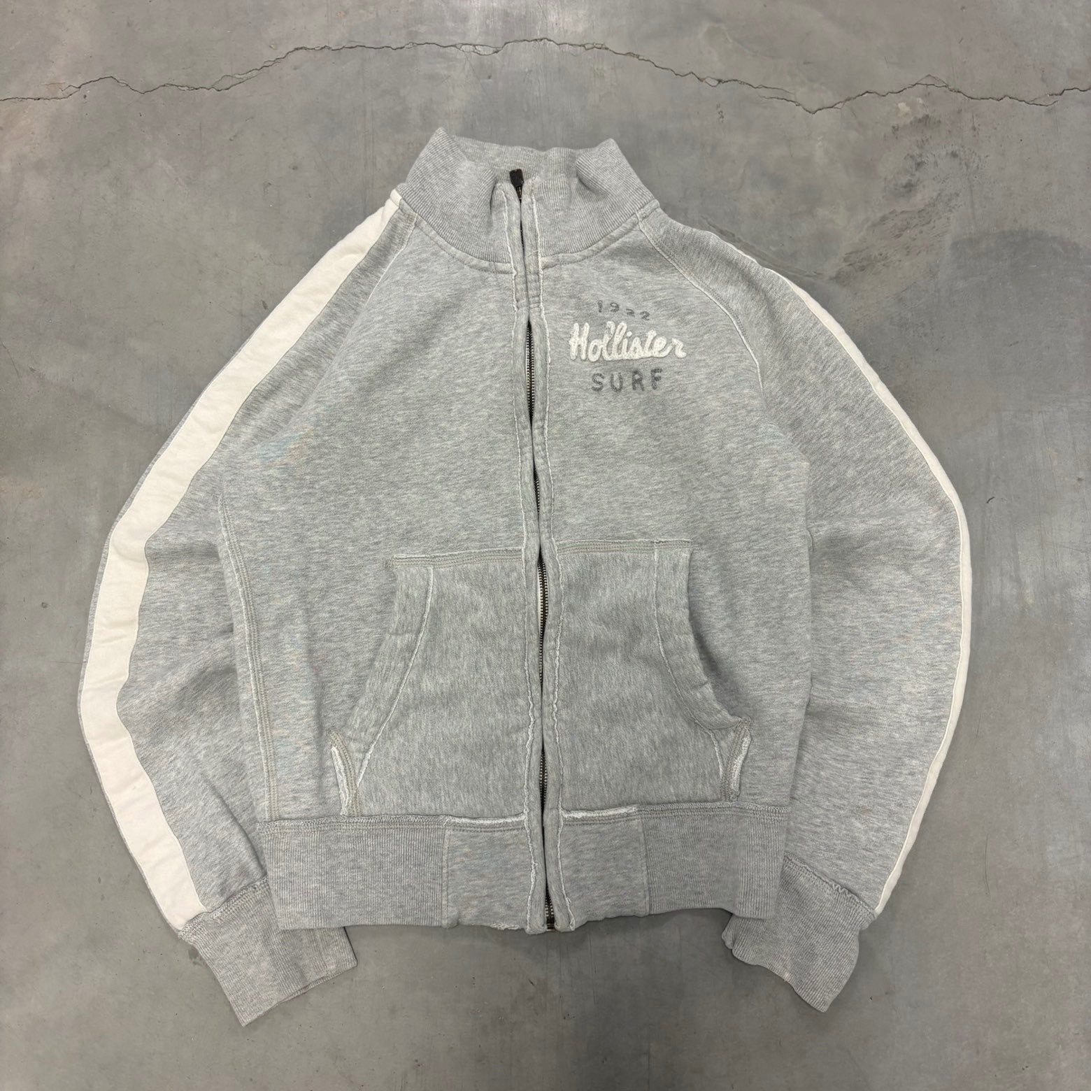 Vintage y2k Gray and White Hollister Zip Up Jacket