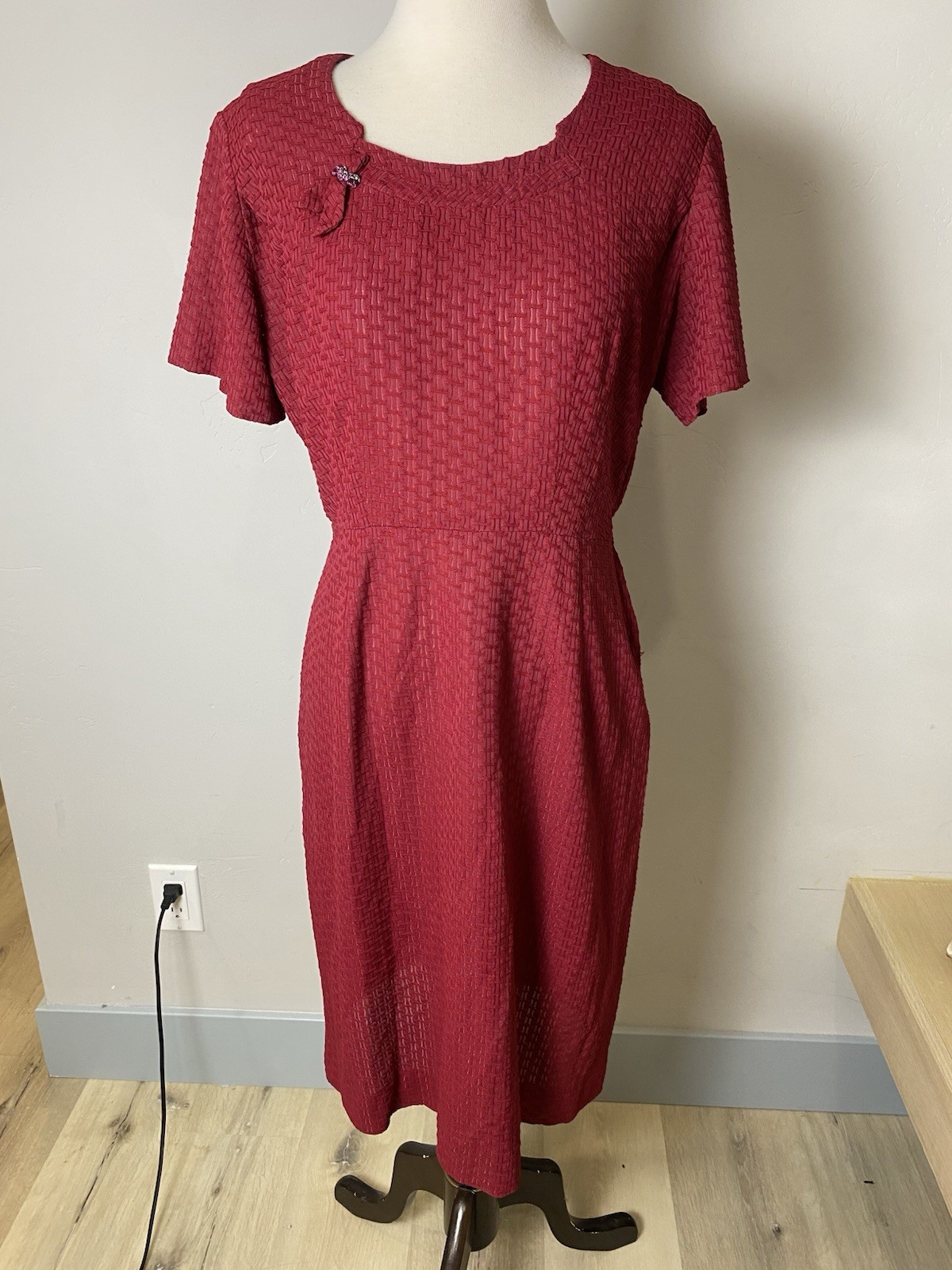 VTG 40’s/50’s Burgundy Textured Dress With Bolero Jacket Waist-30 M