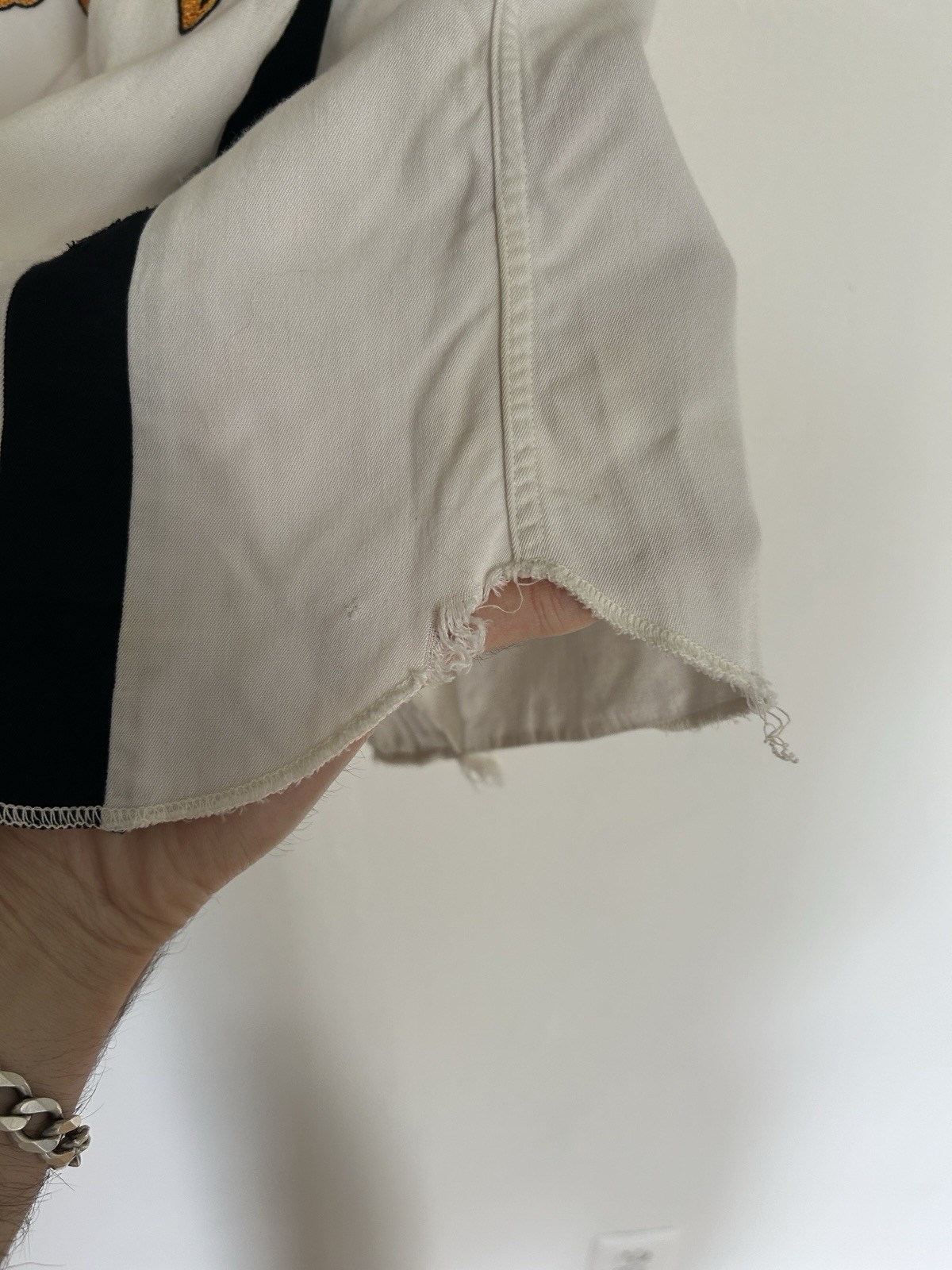 Vintage 1950s Rayon Loop Collar Bowling Shirt Women’s Size 34 Chain Stitch White
