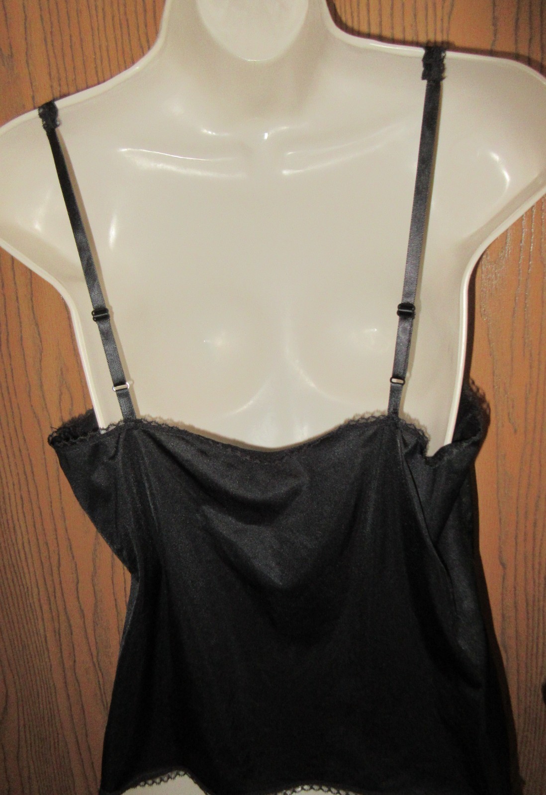 VANITY FAIR BLACK nylon satin LACE scalloped camisole slip top sz 36 / 40&Prime; bust