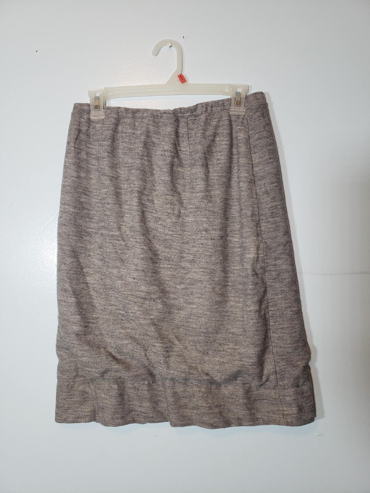 Vintage Silla&rsquo;s from Italy to Miami Gray and red 3-piece suit 1960&rsquo;s / 1970&rsquo;s