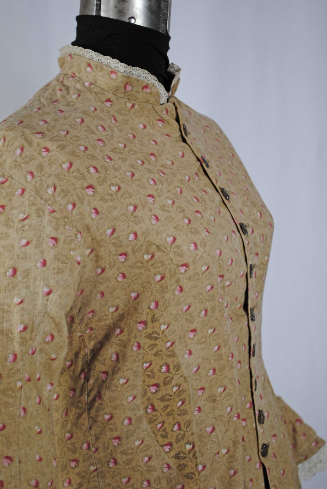 VICTORIAN 2 PIECE PRINTED CALICO AFTERNOON VISITING BUSTLE DRESS 1890