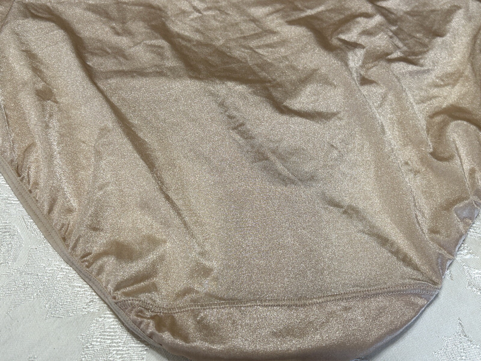 Vtg VANITY FAIR 13194 Comfort Essentials Satin Hi-Cut 9 Beige Brief Panties #160