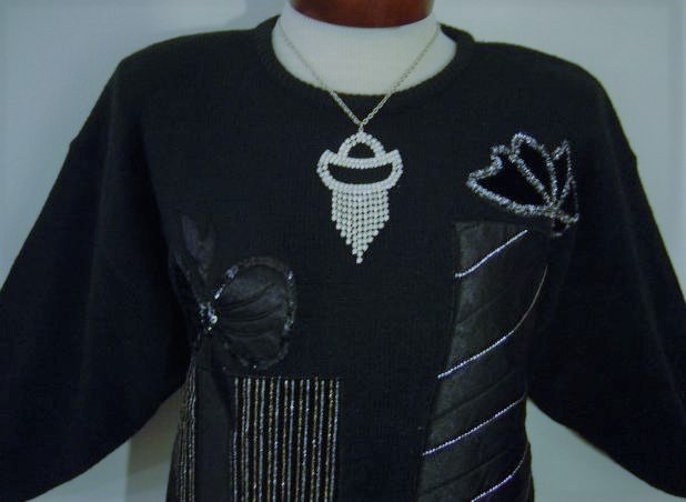 VINTAGE 80s GLAM BLACK SEQUIN SATIN LACE EMBELLISHED CHRISTMAS PRESENT SWEATER M