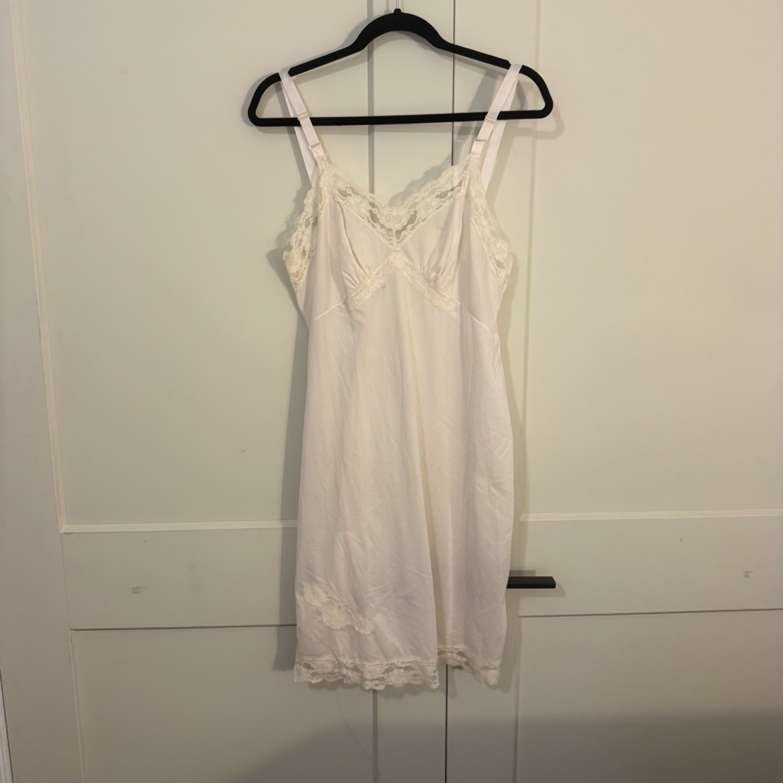 Vintage Dixie Belle Slip Lace Trim Pink Cream Size 38 USA Romantic