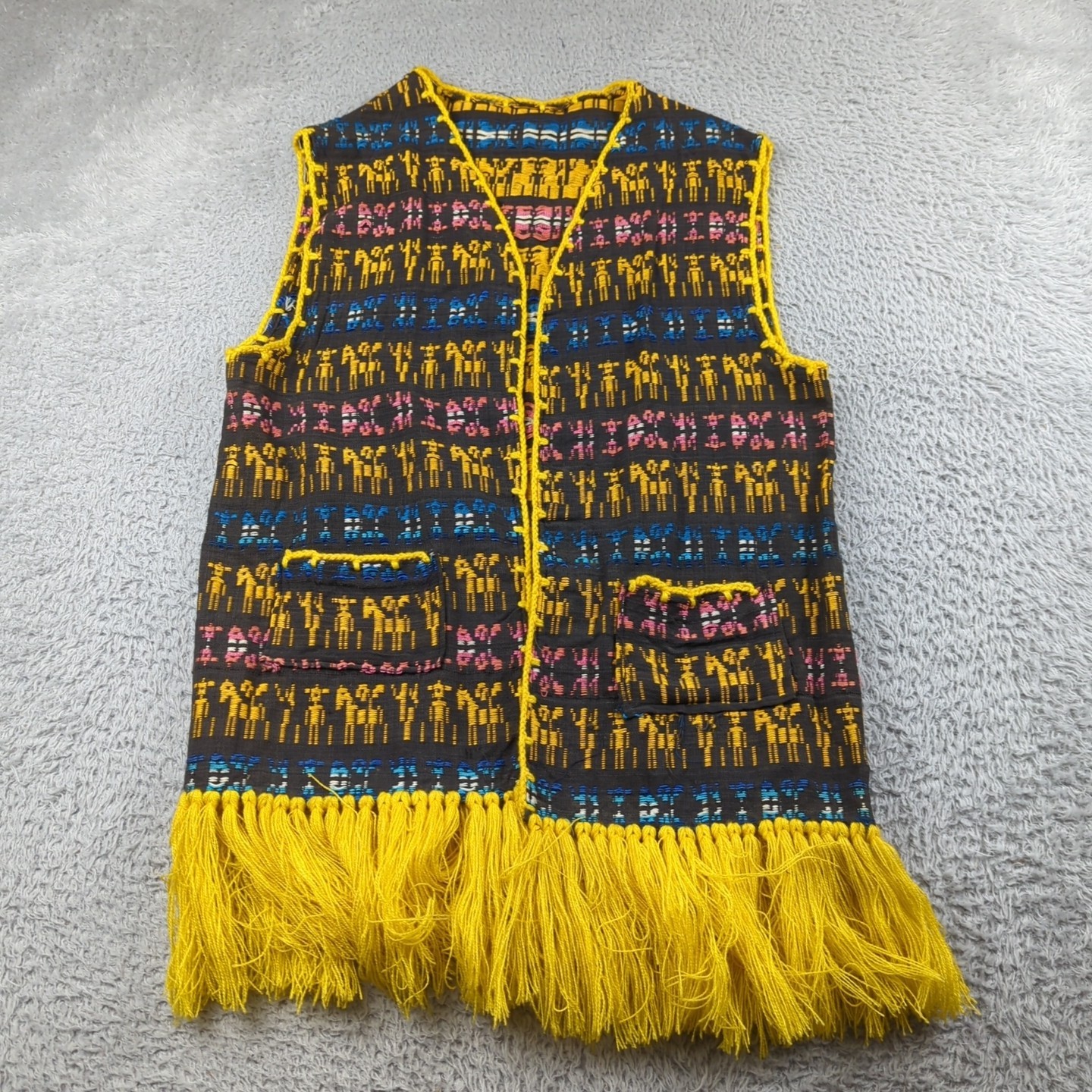 Vintage Fringed Vest Multicolor Cowboys Ranchero Cactus 70s Woven Open Sweater