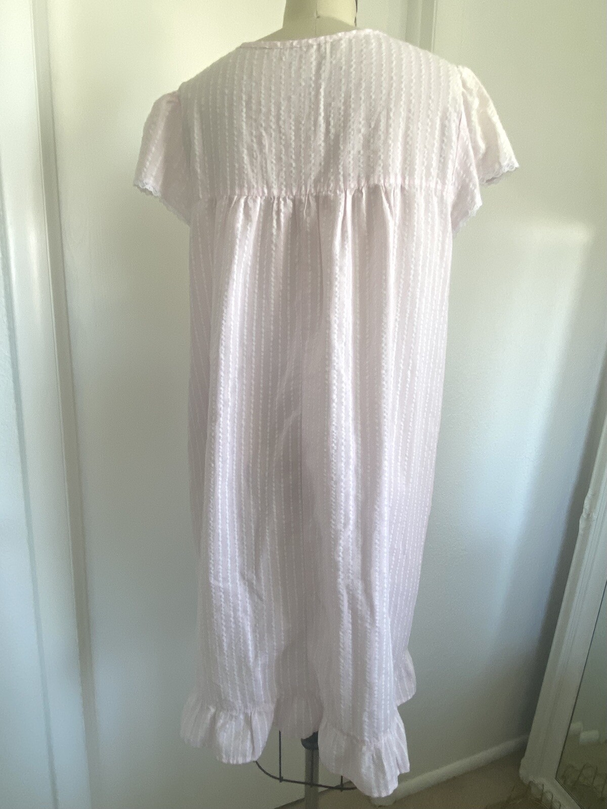 Miss Elaine Nightgown Size XL Extra Large Pink Striped Seersucker Vintage