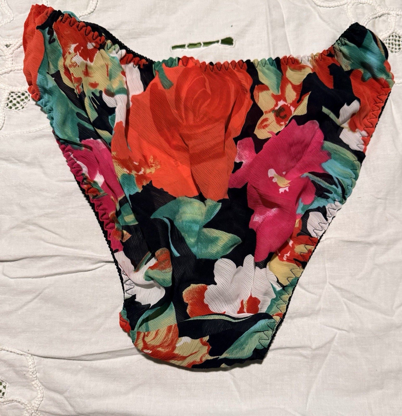 Cute Victoria’s Secret Flutter Panties multi color new with tags size 6/M