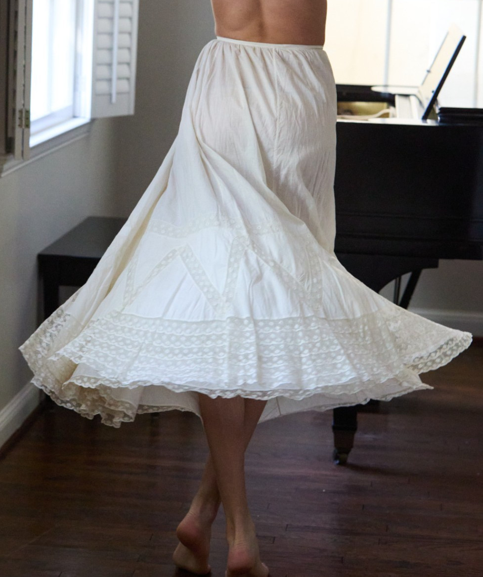 Antique Edwardian XS Skirt French valenciennes Lace Long