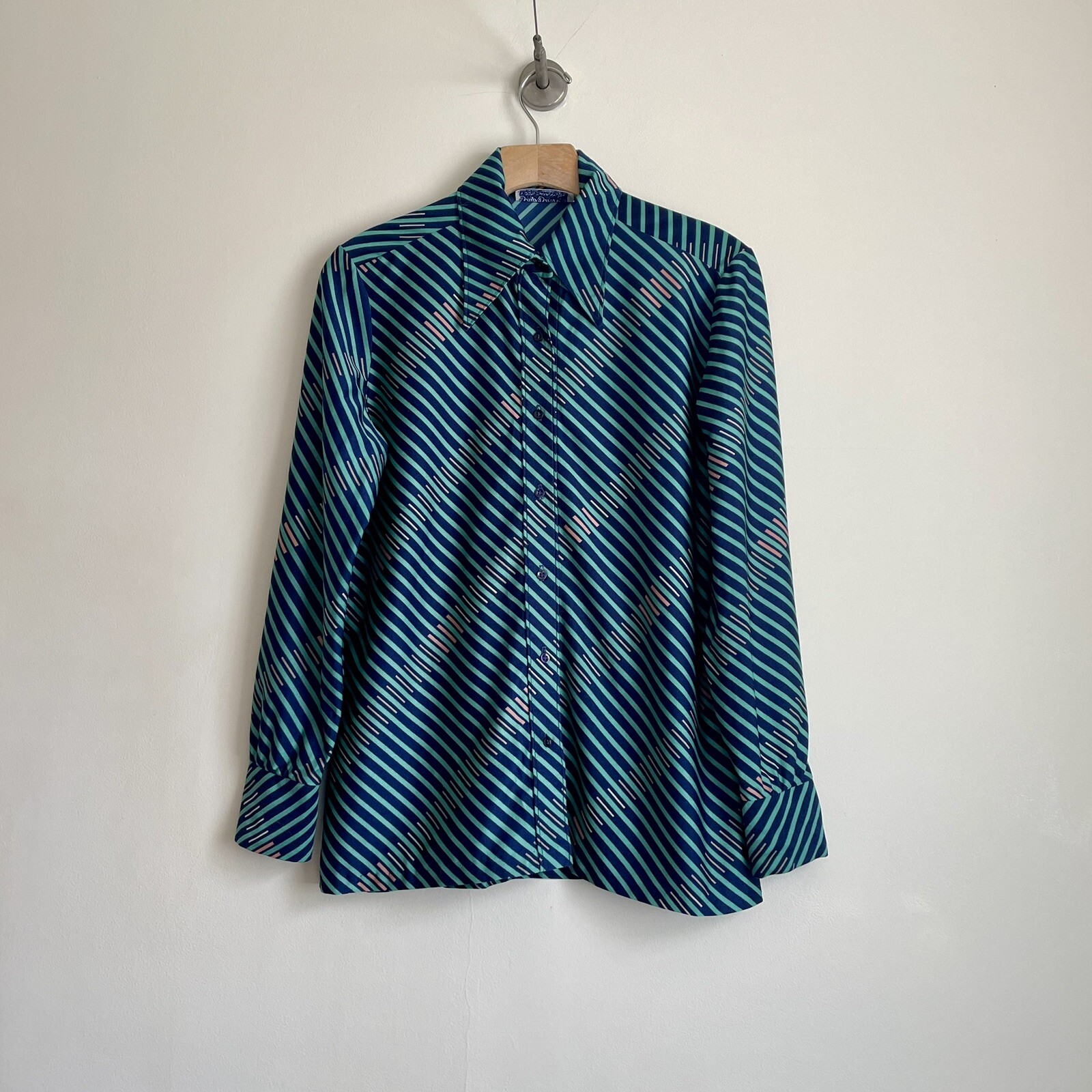60s 70s Ship n&rsquo; Shore nylon dagger collar shirt / size 16