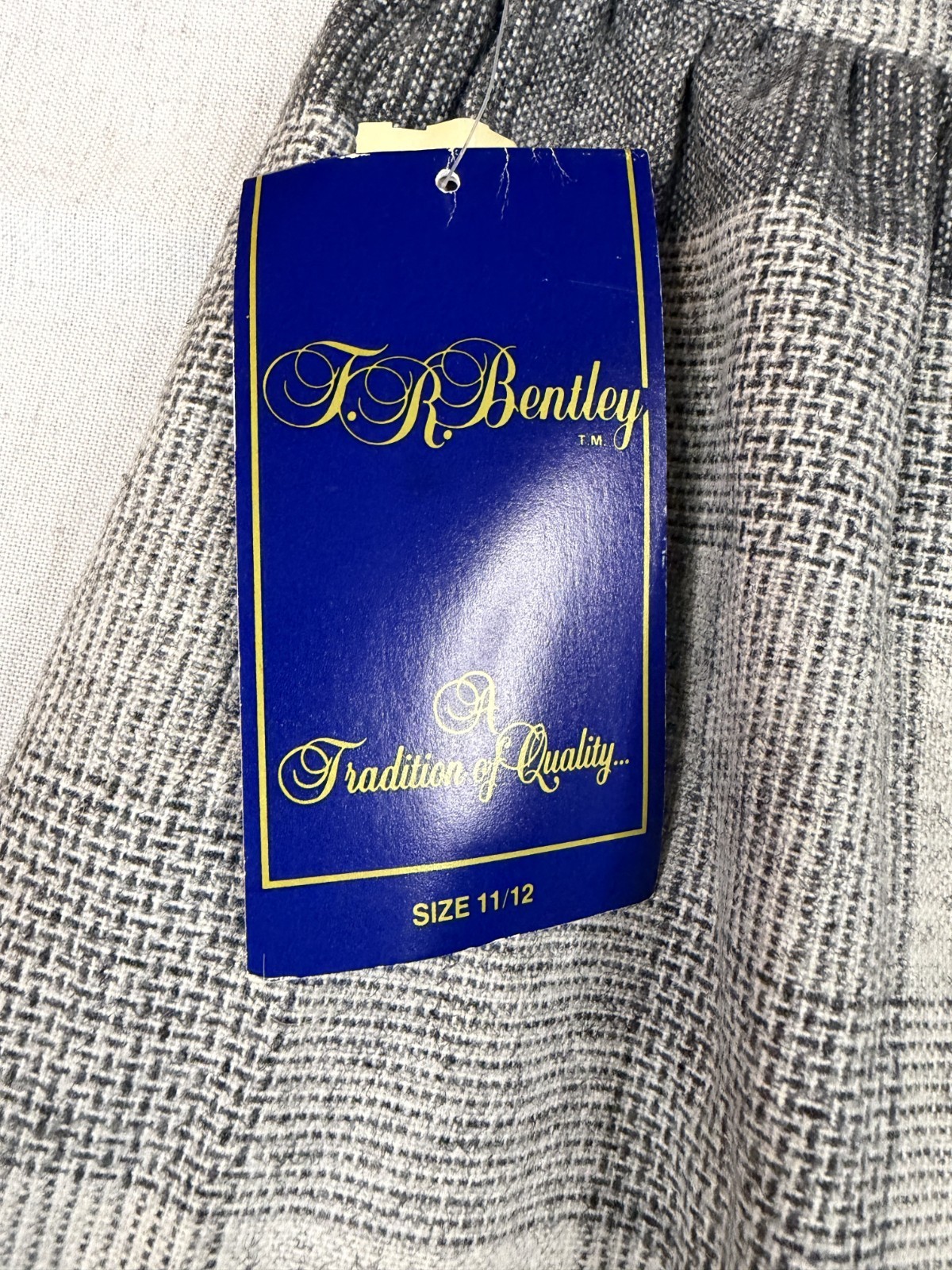 Vintage 70s 80s Bentley Wool Blend Plaid Skirt Size 11/12 USA – NEW with TAGS
