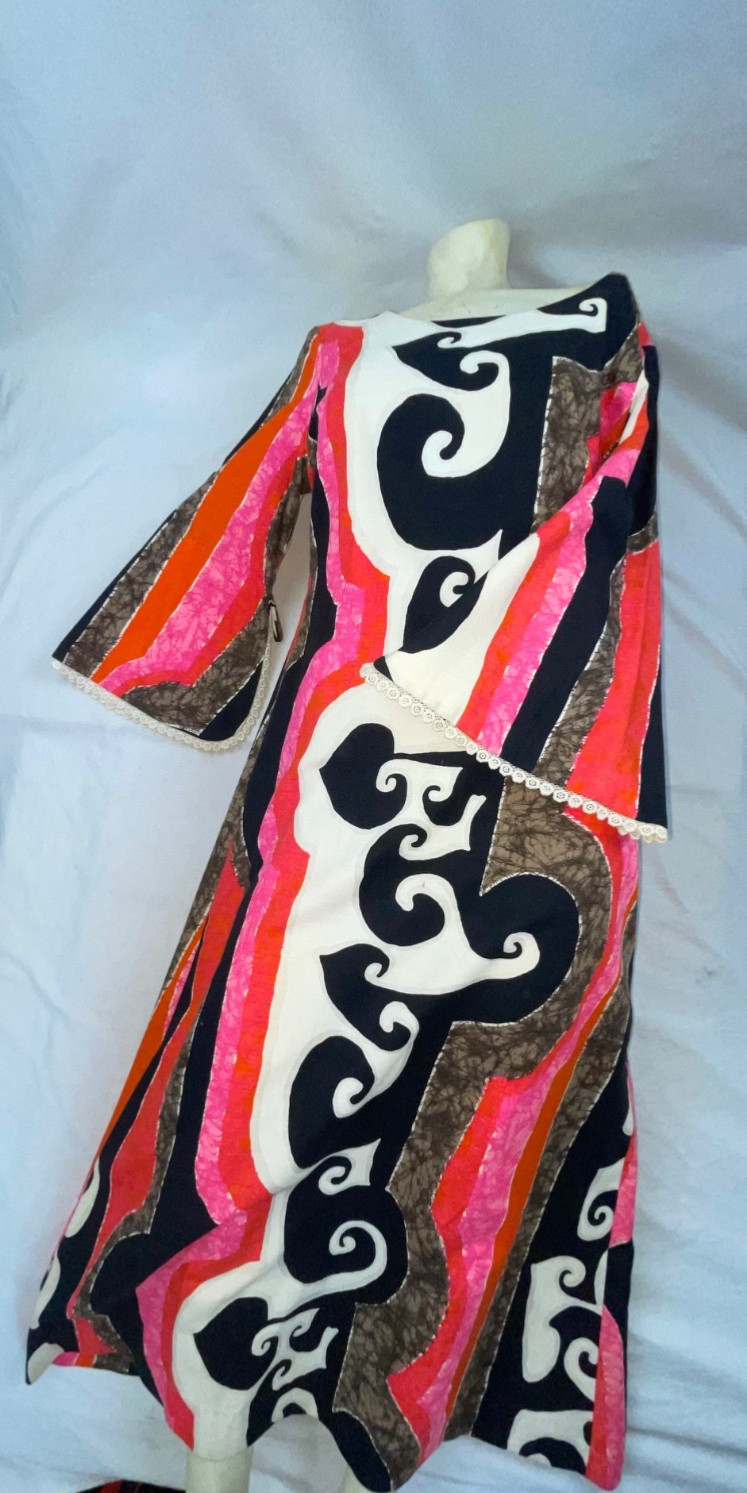 VTG 70S WOMEN CRAZY ABSTRACT PRINT BARKCLOTH HAWAIIAN CAFTAN DISCO HIPPY DRESS