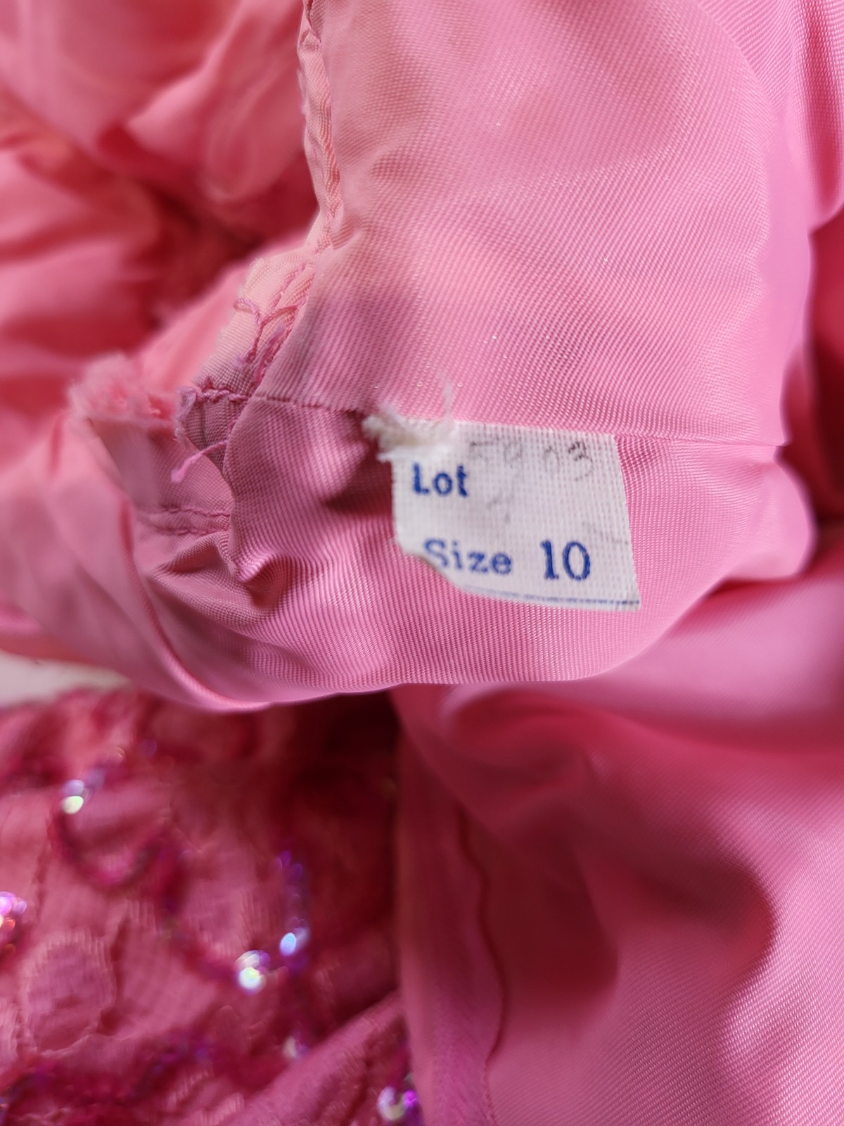 1960&rsquo;s Vibrant Pink Shimmering Sequin & Lace Hostess Gown Dress Size 10