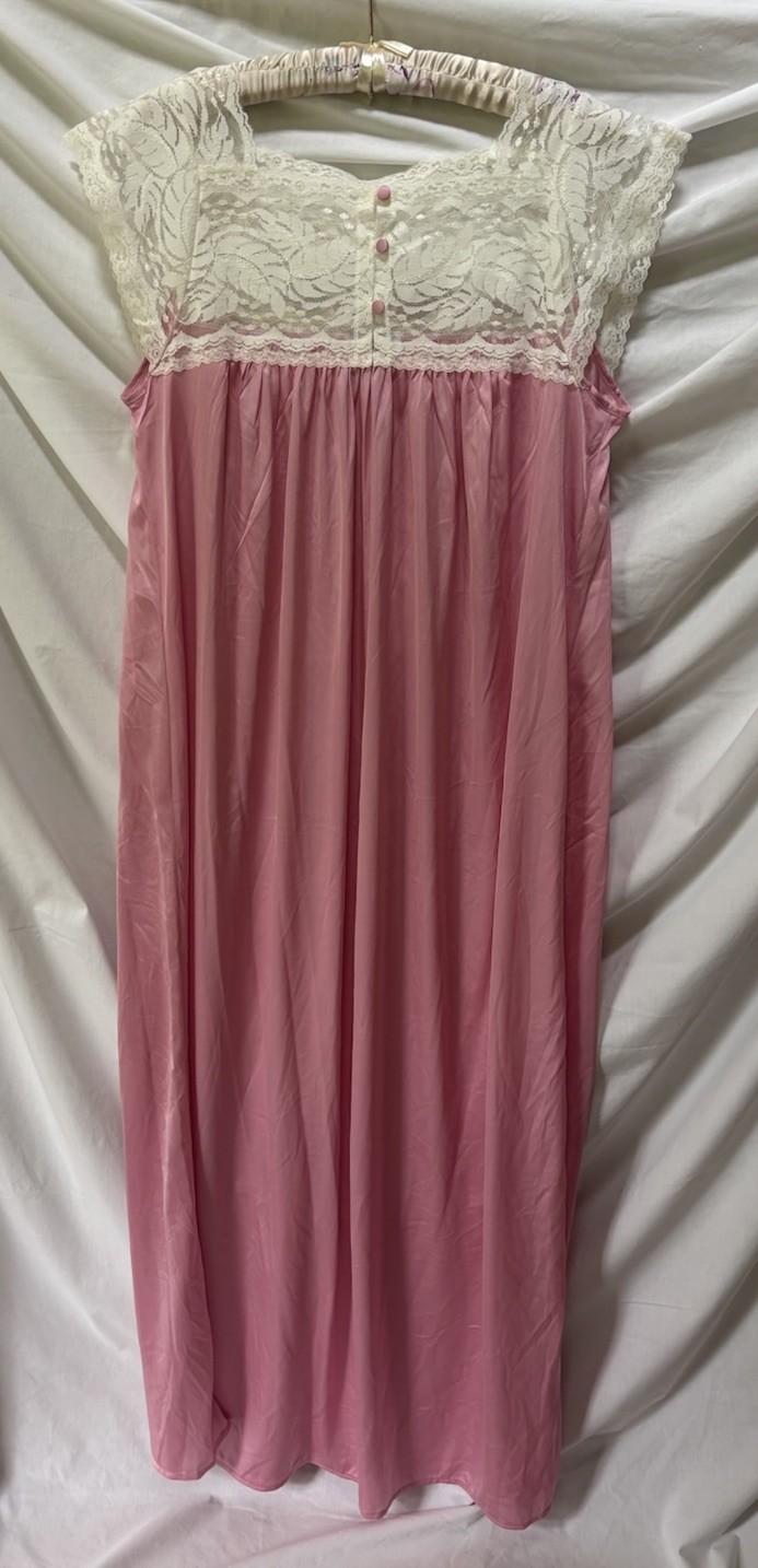 Vtg Brownstone Studio Pink Silky Nylon & Lace Long Nightgown S / M Petite ~