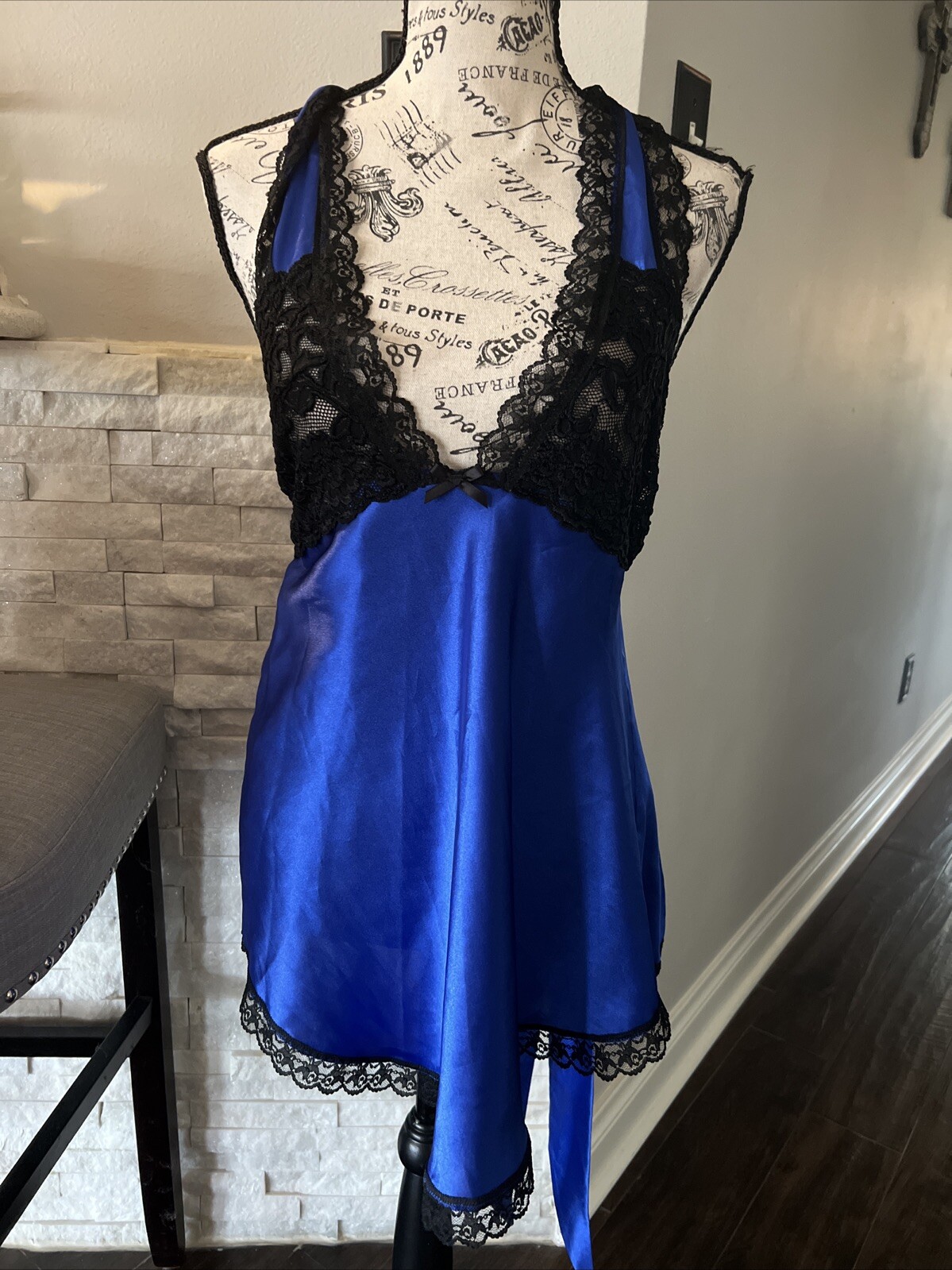 Intimate Attitudes Vintage Sexy Baby Doll Gown Royal Blue Lace Silky Women 1XL –