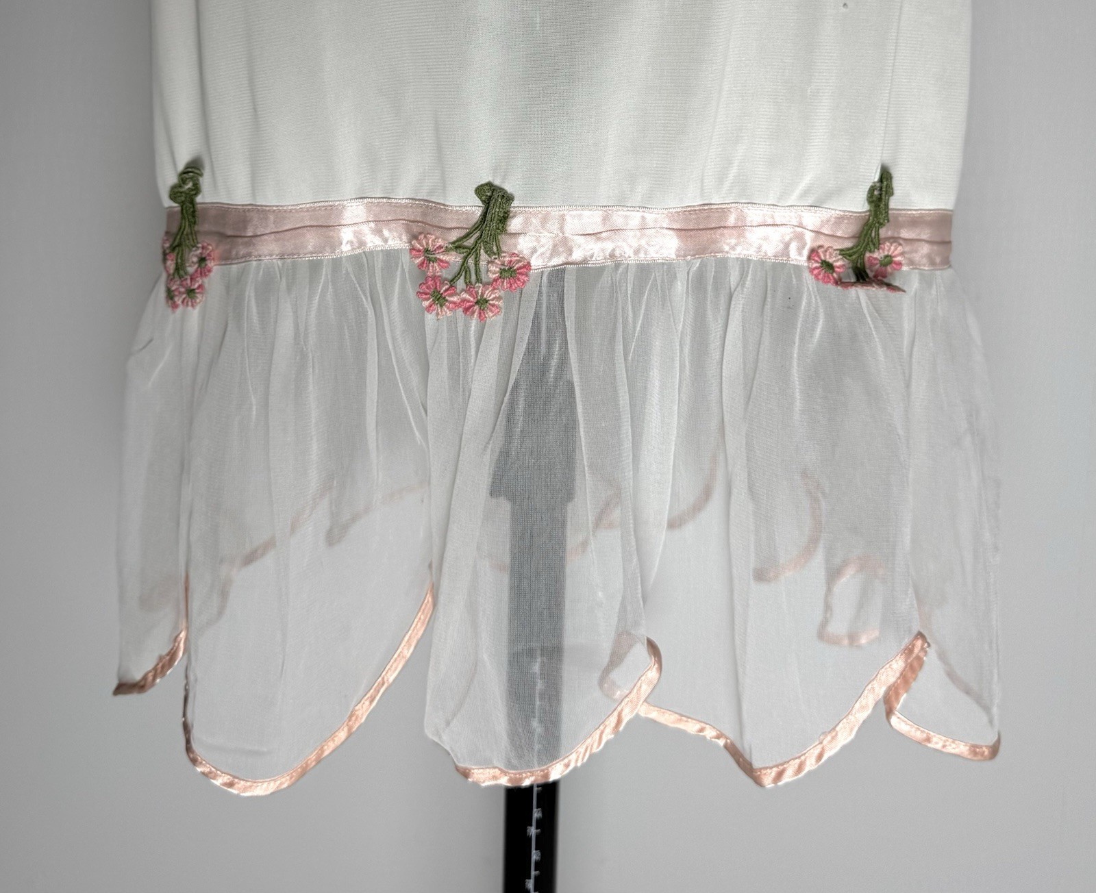 Vintage 60s Ivory Nylon Nightgown Pink Floral Applique Sheer Hem Romantic M