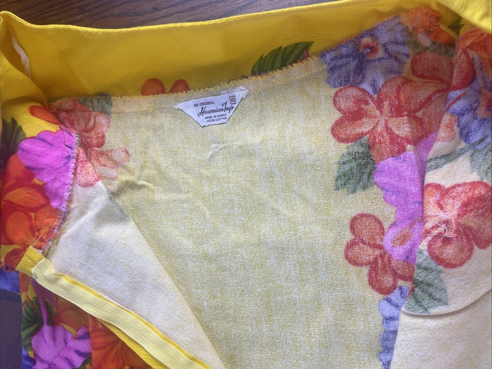 Vintage 1960’s Hawaiian Togs Honeymoon Mini Dress Bright Yellow Floral Size XS