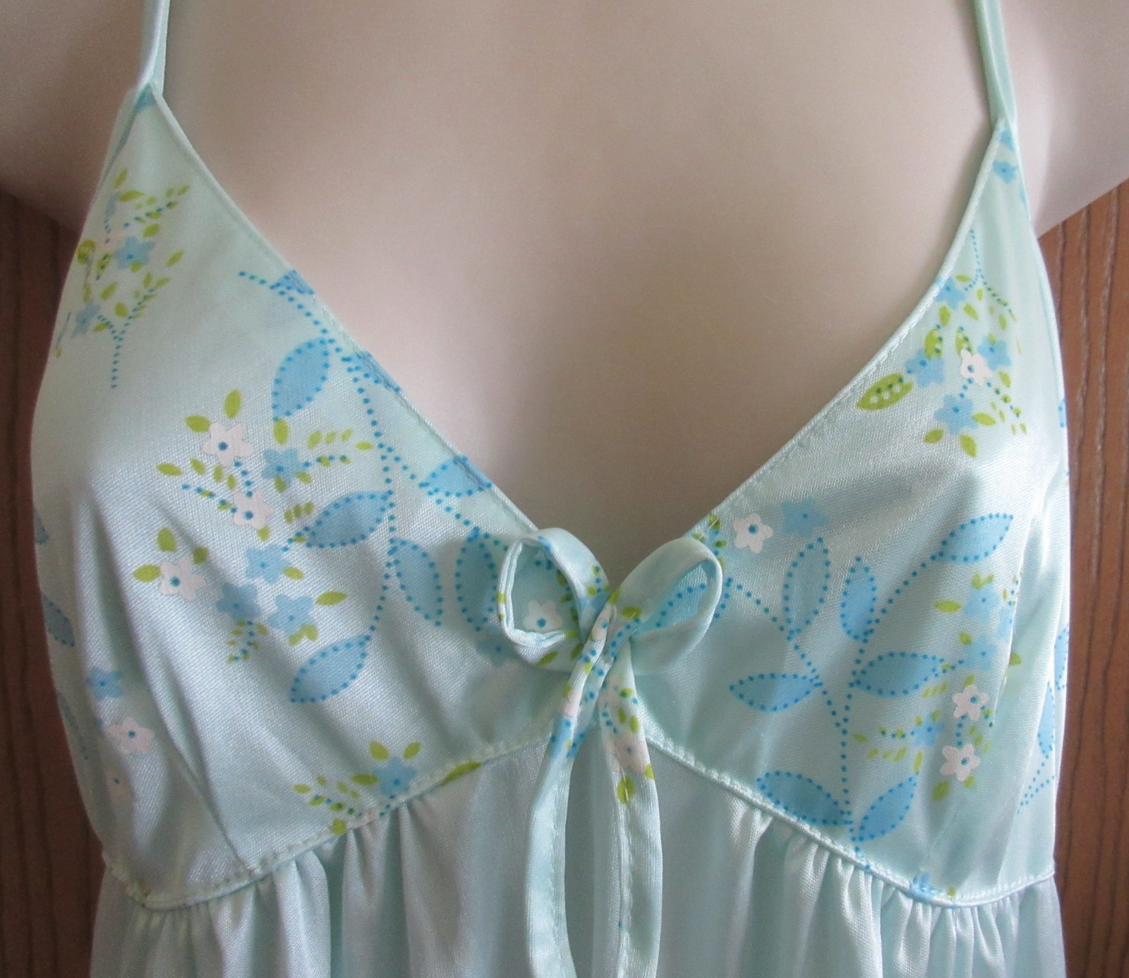MIDNIGHT COCO BRIDAL Aqua floral GOWN ROBE silk & satin slippery lingerie sz XL