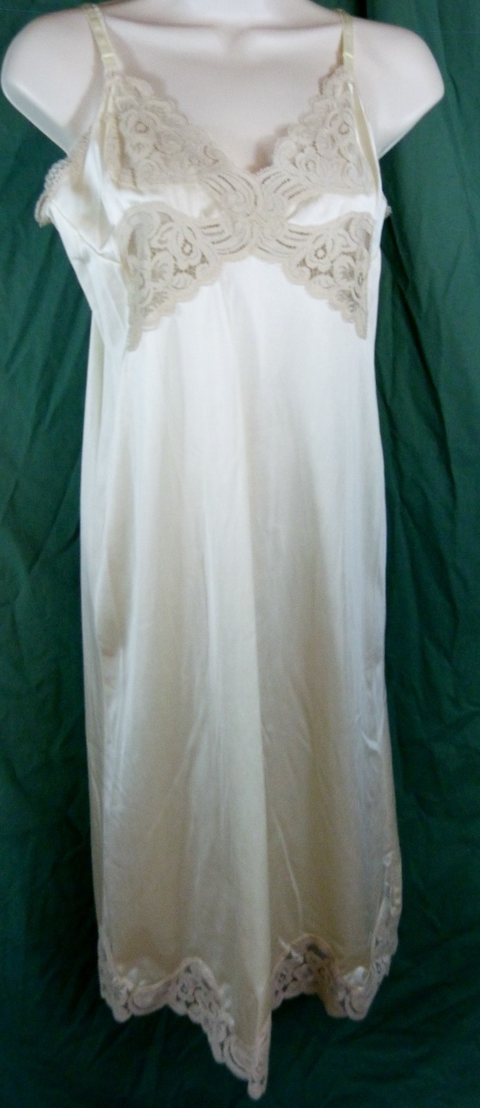 Vanity Fair Lorraine Full Bra Slip 34 TT 36 L 38 40 Satin Lace Slip