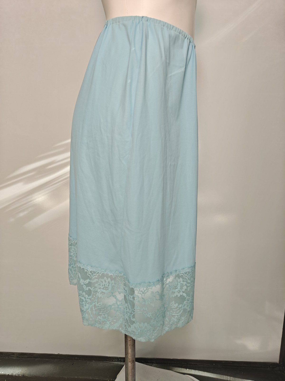 Vintage Van Raalte Large All Nylon Light Blue Half Slip Lace Trim *Read