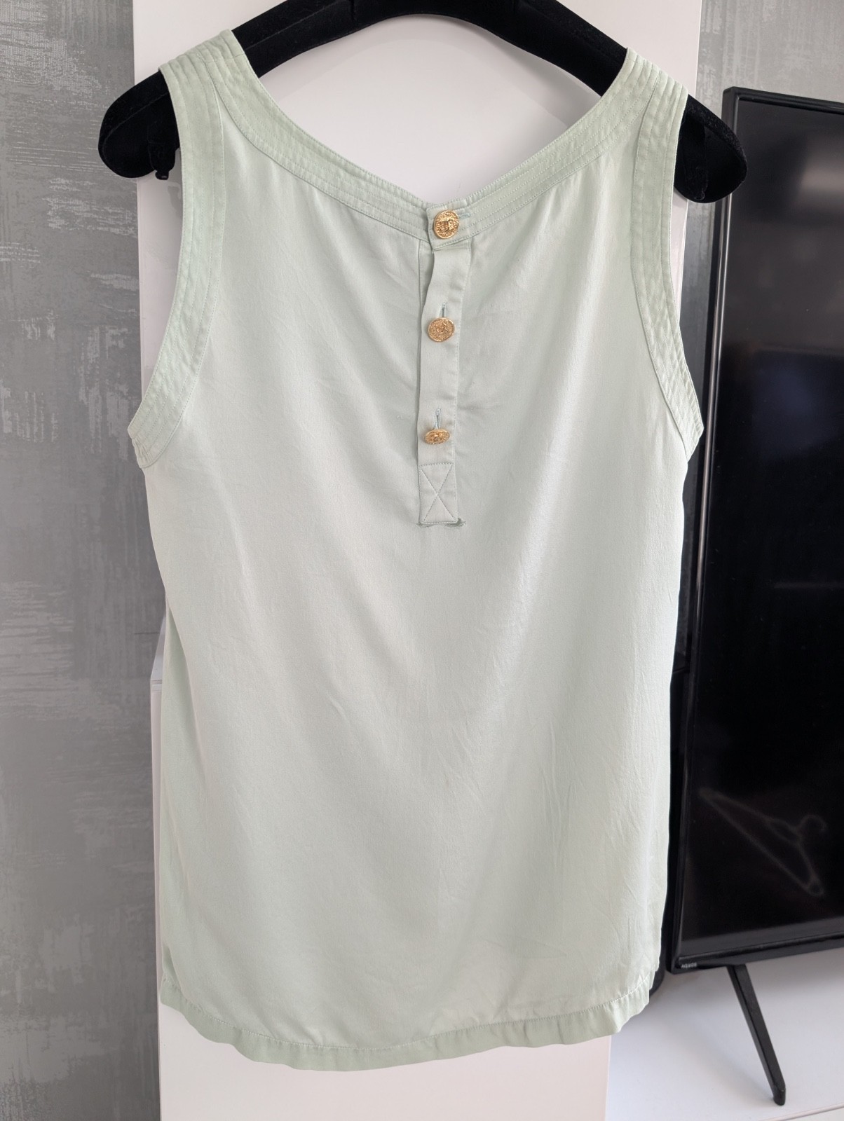 CHANEL Boutique 80-90&rsquo;s CC Gold Buttons Sleeveless Blouse Top Shirt Tank Vest S