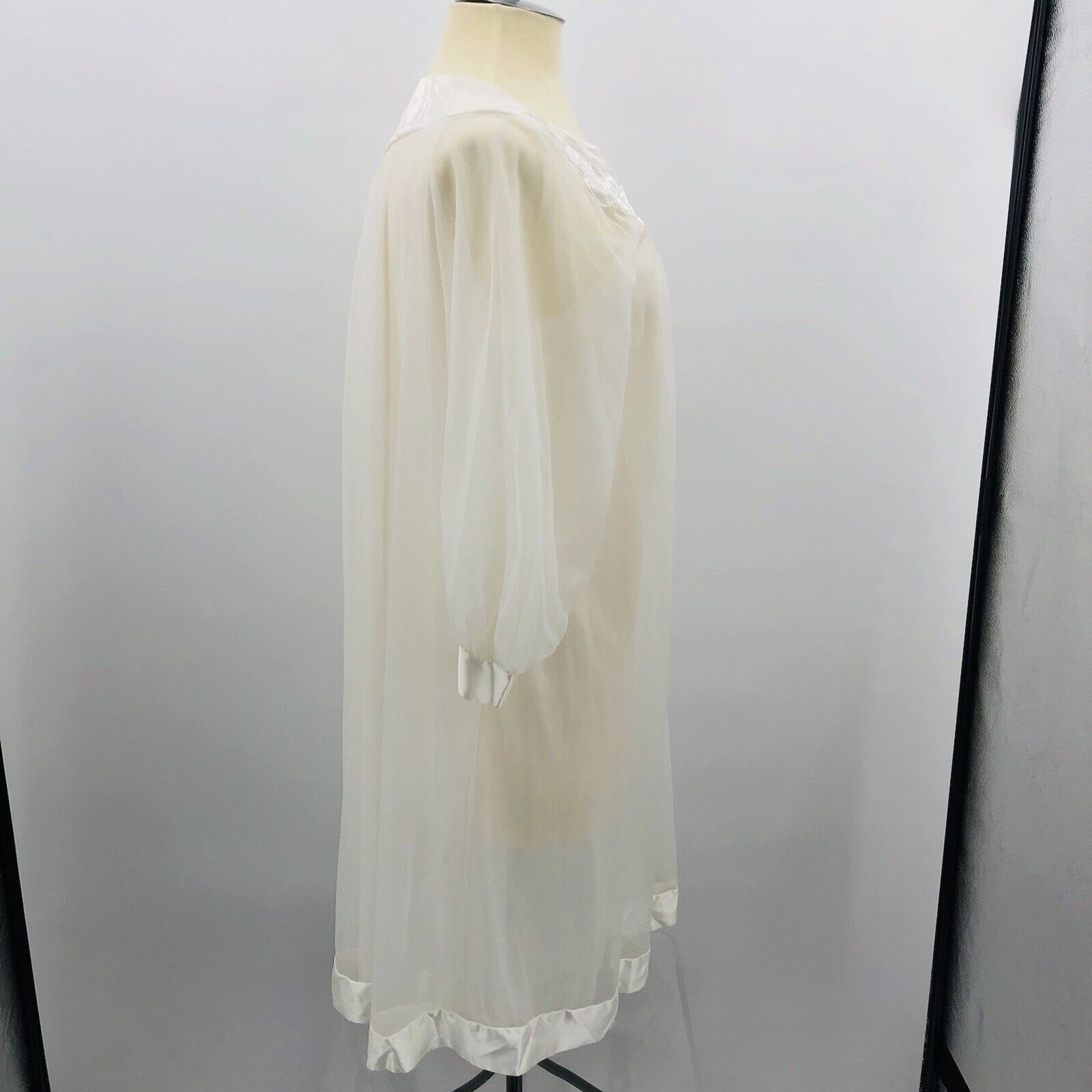 Vintage Gossard Artemis White Chiffon Satin Peignoir Robe Cover Small Lingerie