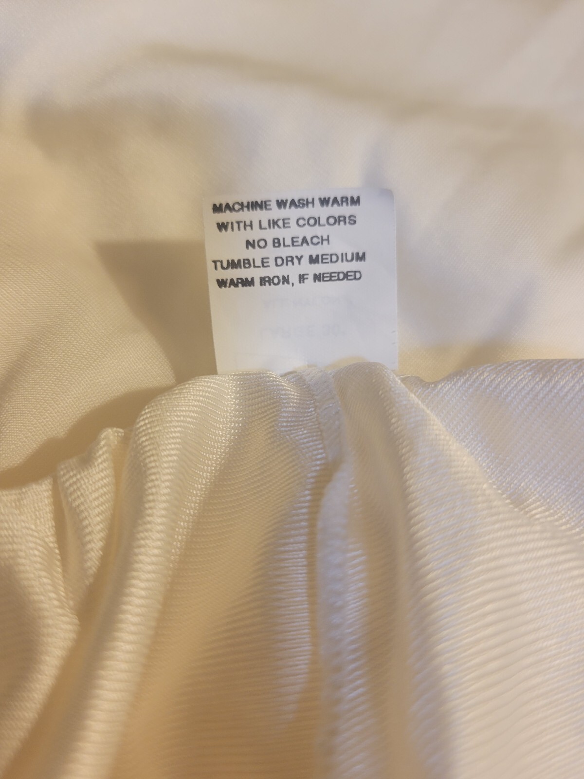 Vintage Shadow Line Off White Long Slip. Size Large. 29.5&Prime; Long