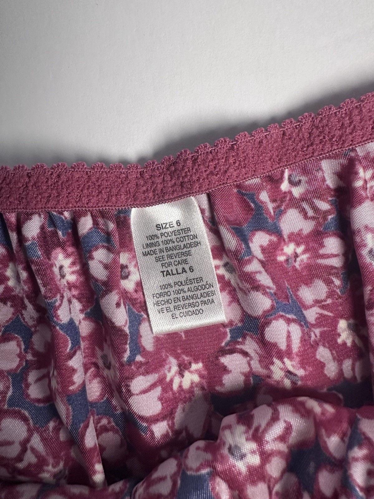 Vtg String Bikini PANTIES Liquid SATIN Second Skin Bow 6/M Mauve Pink floral