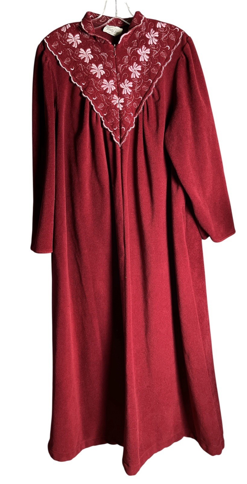 Vintage Vanity Fair Women&rsquo;s Embroidered Robe Long Red Zip Gown Size L