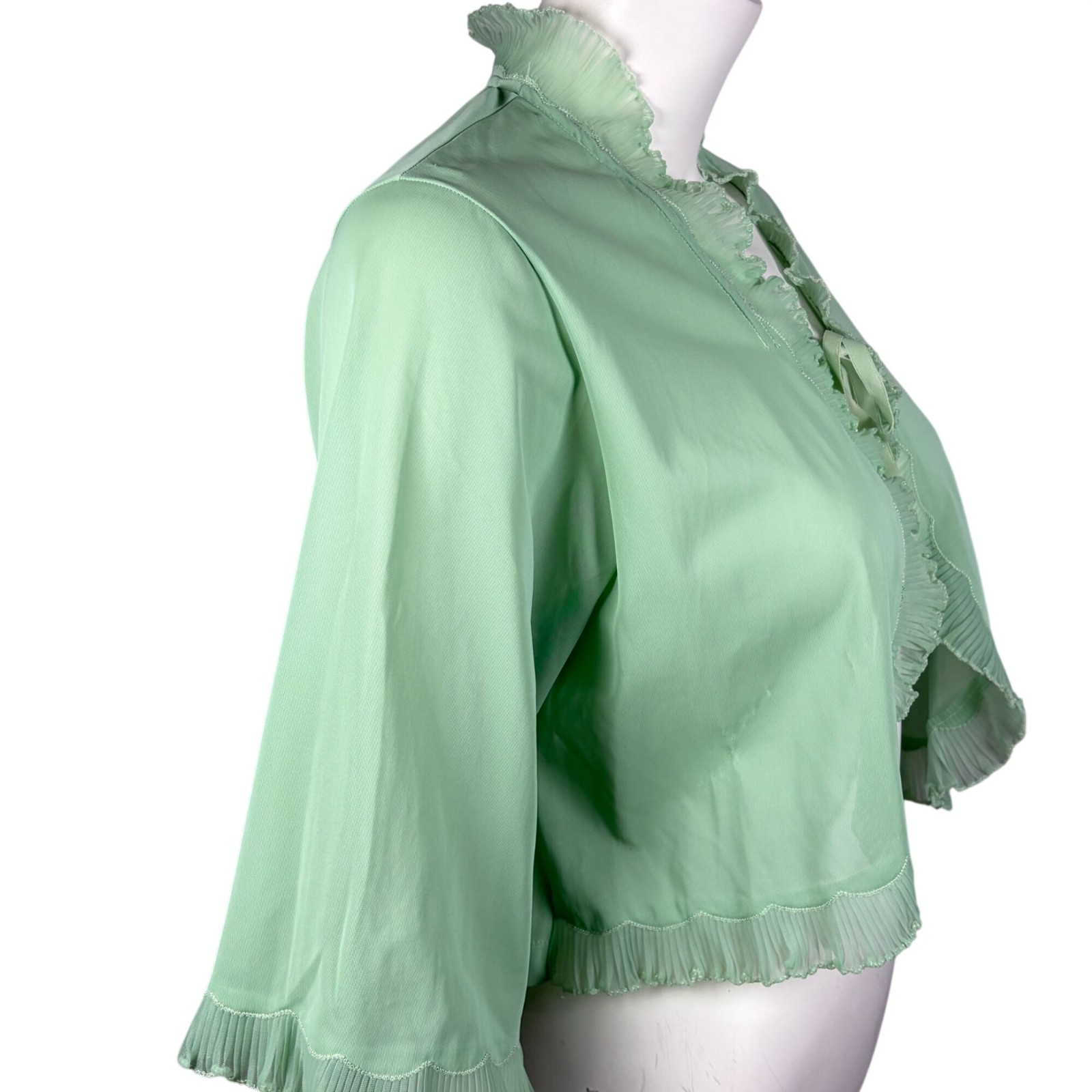 Vintage Cropped Nylon Bed Jacket with Ruffle Trim Front Tie Light Green One Size