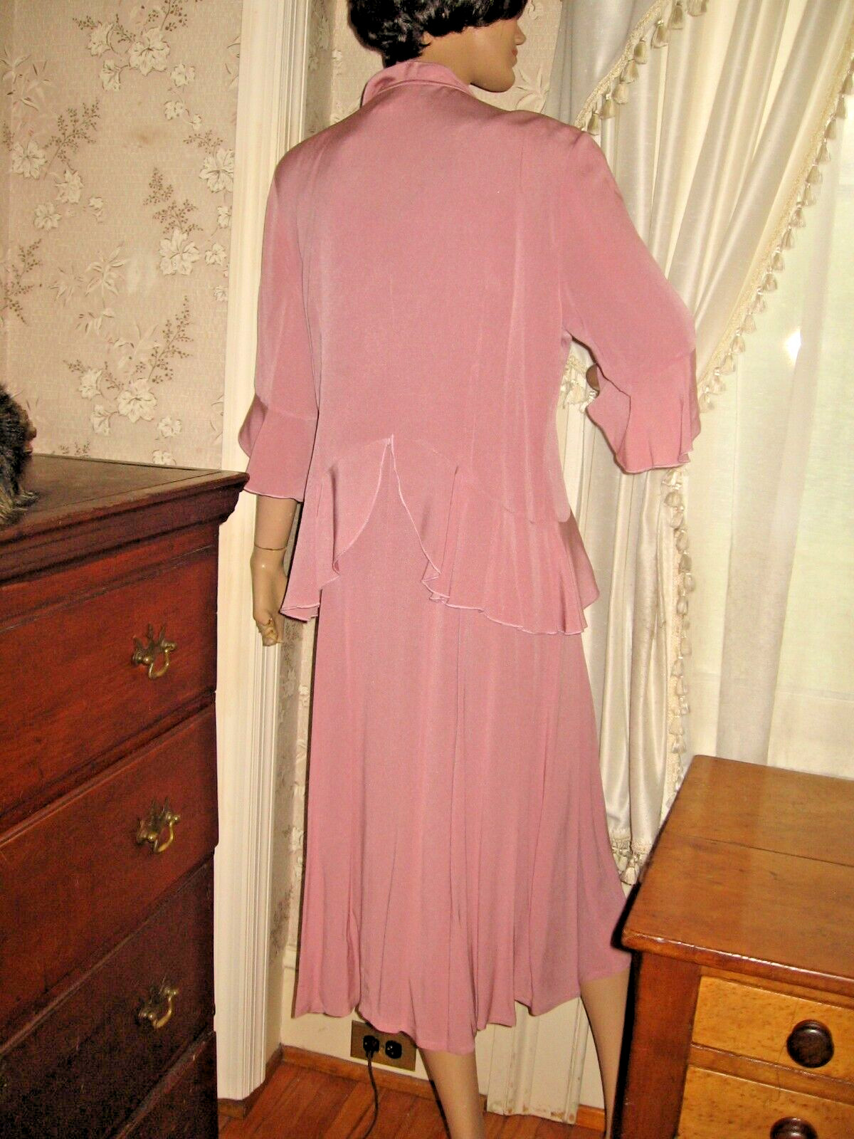 LOVELY VINTAGE 1980-90 WILD ROSE MAUVE MIDI 2 PIECE OUTFIT – DRESS -JACKET