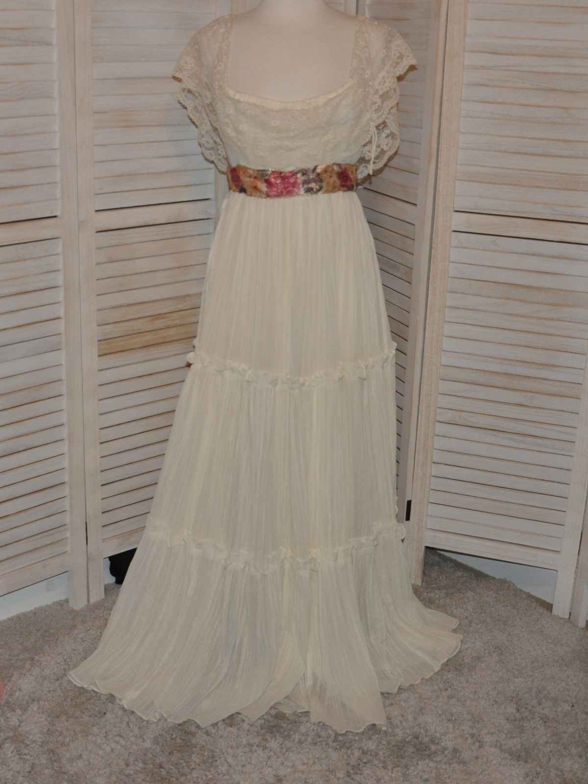 VTG Gunne Sax Cream Voile Tiered Maxi Dress Prairie SZ 11 Lace Neck 70s Empire W