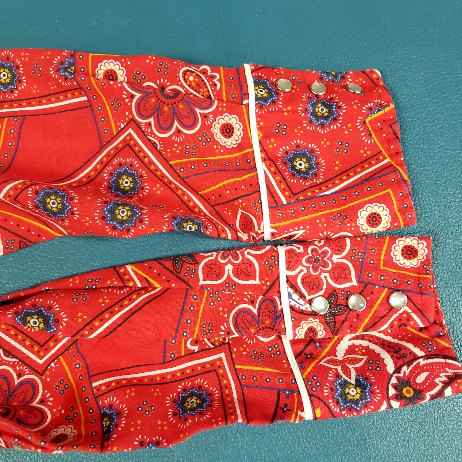 VTG Wrangler Red Patchwork Paisley Pear Snap Long Sleeve Western Shirt Womens 36