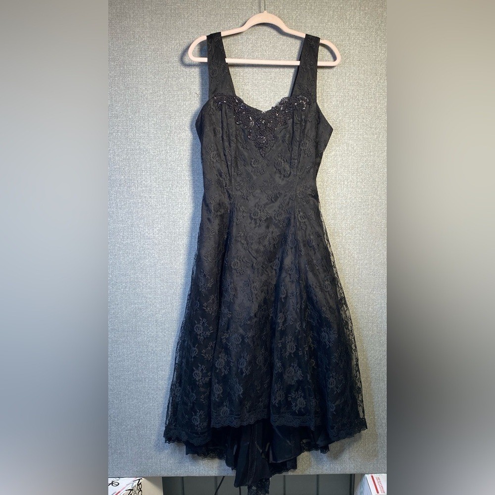Vintage 80&rsquo;s Steppin&rsquo; Out Black Lace Women&rsquo;s 16W Whimsigoth Evening Party Dress