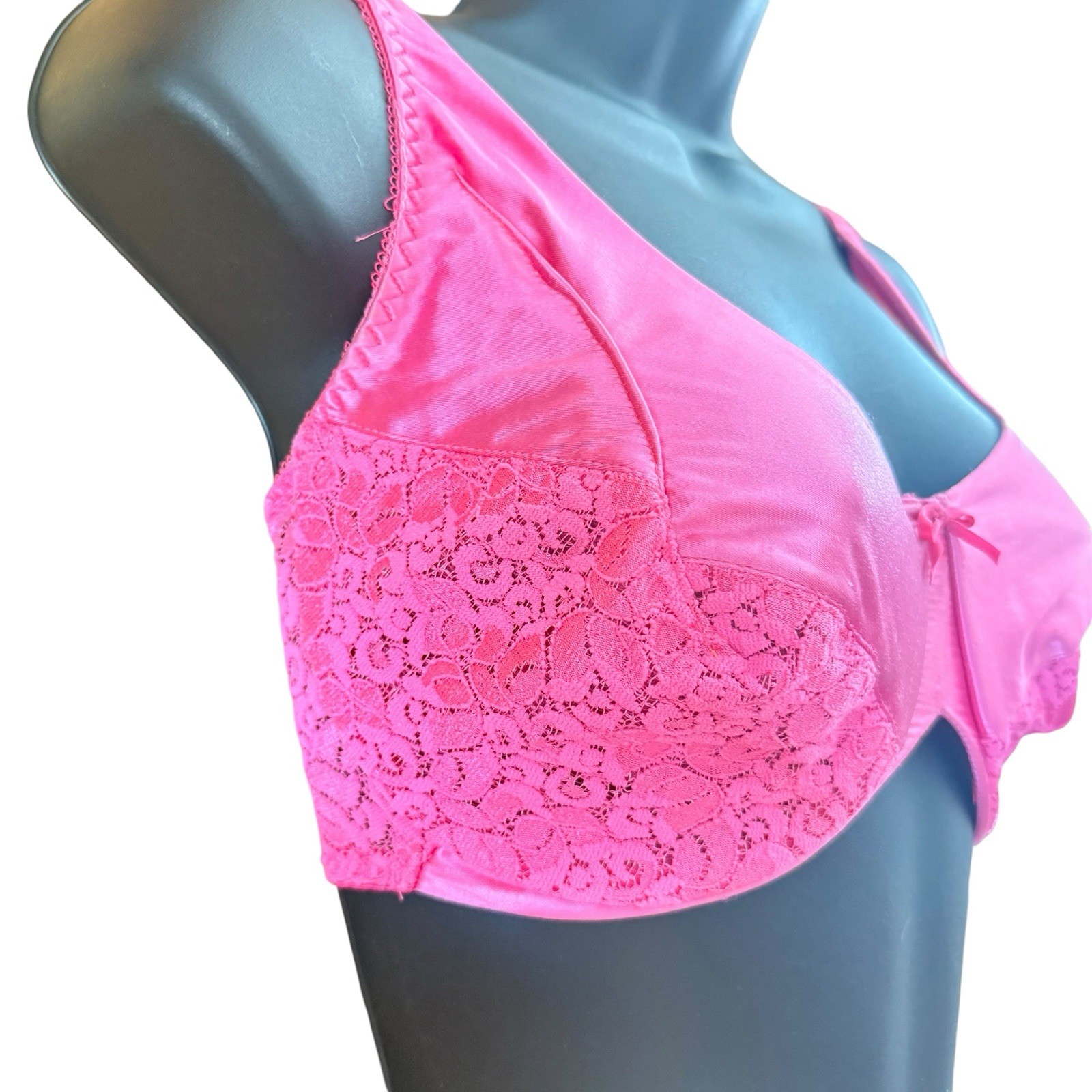 Vtg Maidenform Rendezvous Bra 34DD Shiny Satin Second Skin Lace Underwire ILGWU