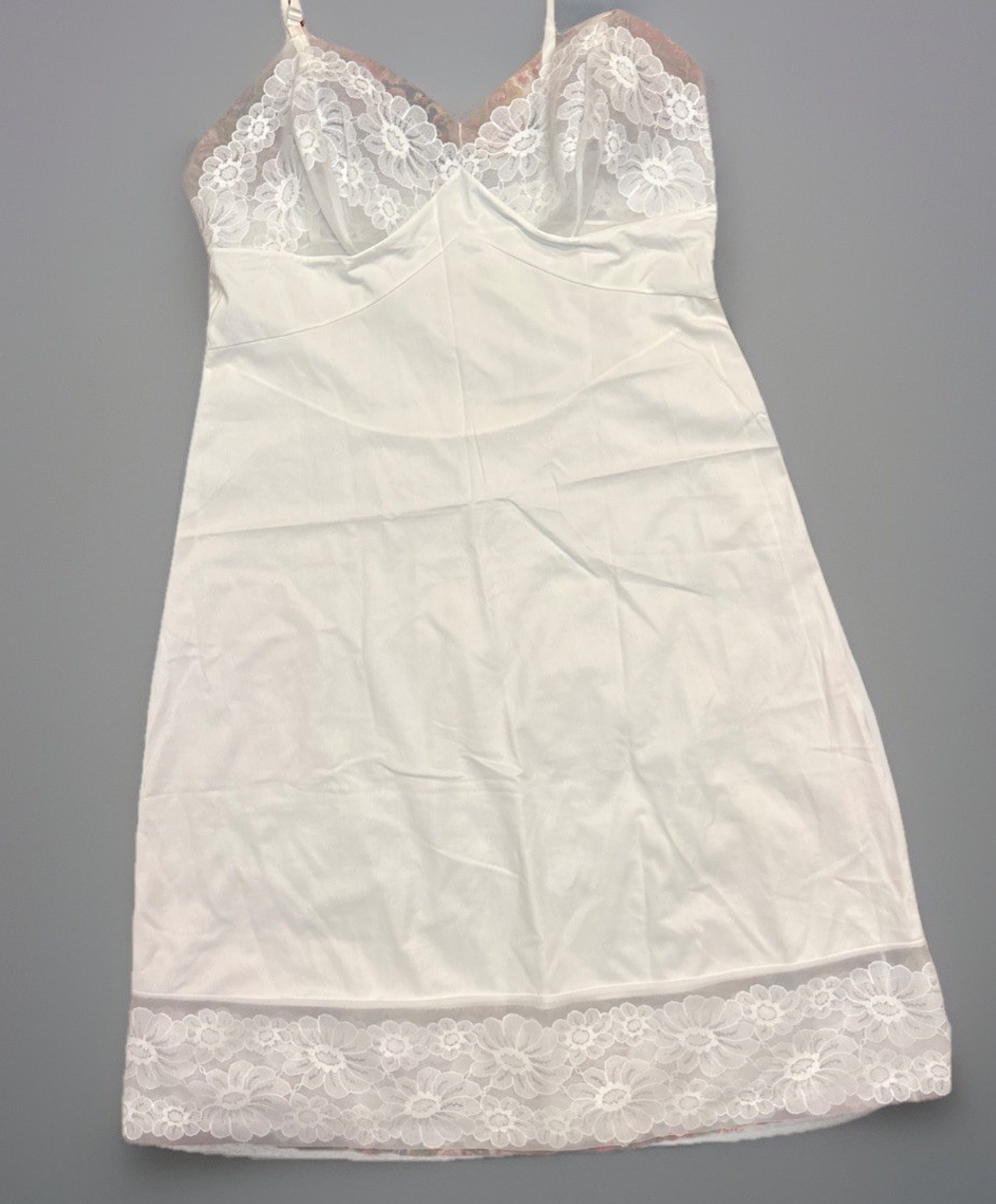 Vtg 70s 80s Vanity Fair Daisy Lace Full Slip Dress White Antron III Nylon 34S