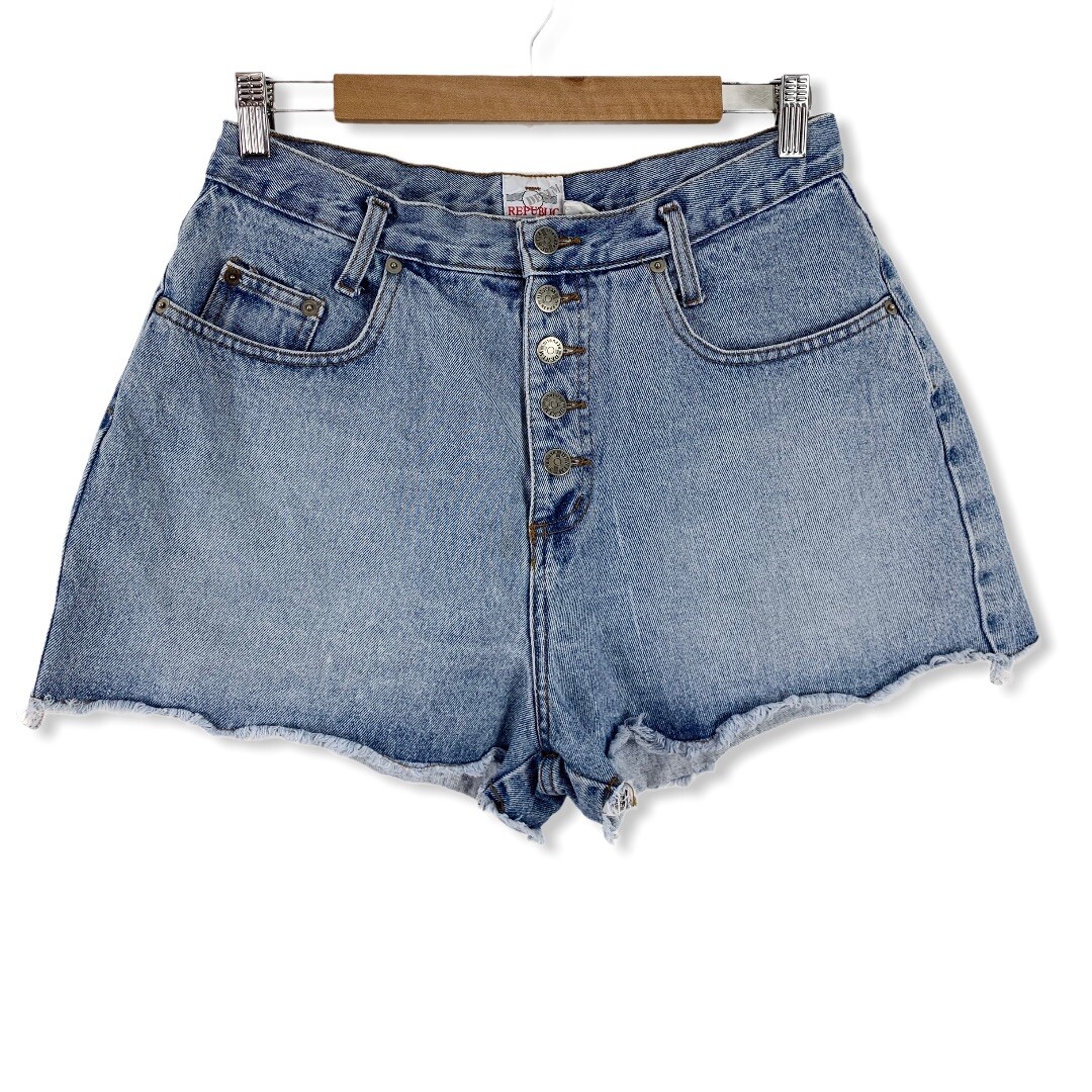 Vintage Jean Shorts 31&Prime; Denim Republic Button Fly High Rise Shorties Womens