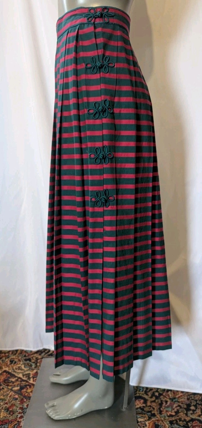 Vintage Cullinane Green Red Stripe Pleated Long Skirt w/Flower Closures 8/S