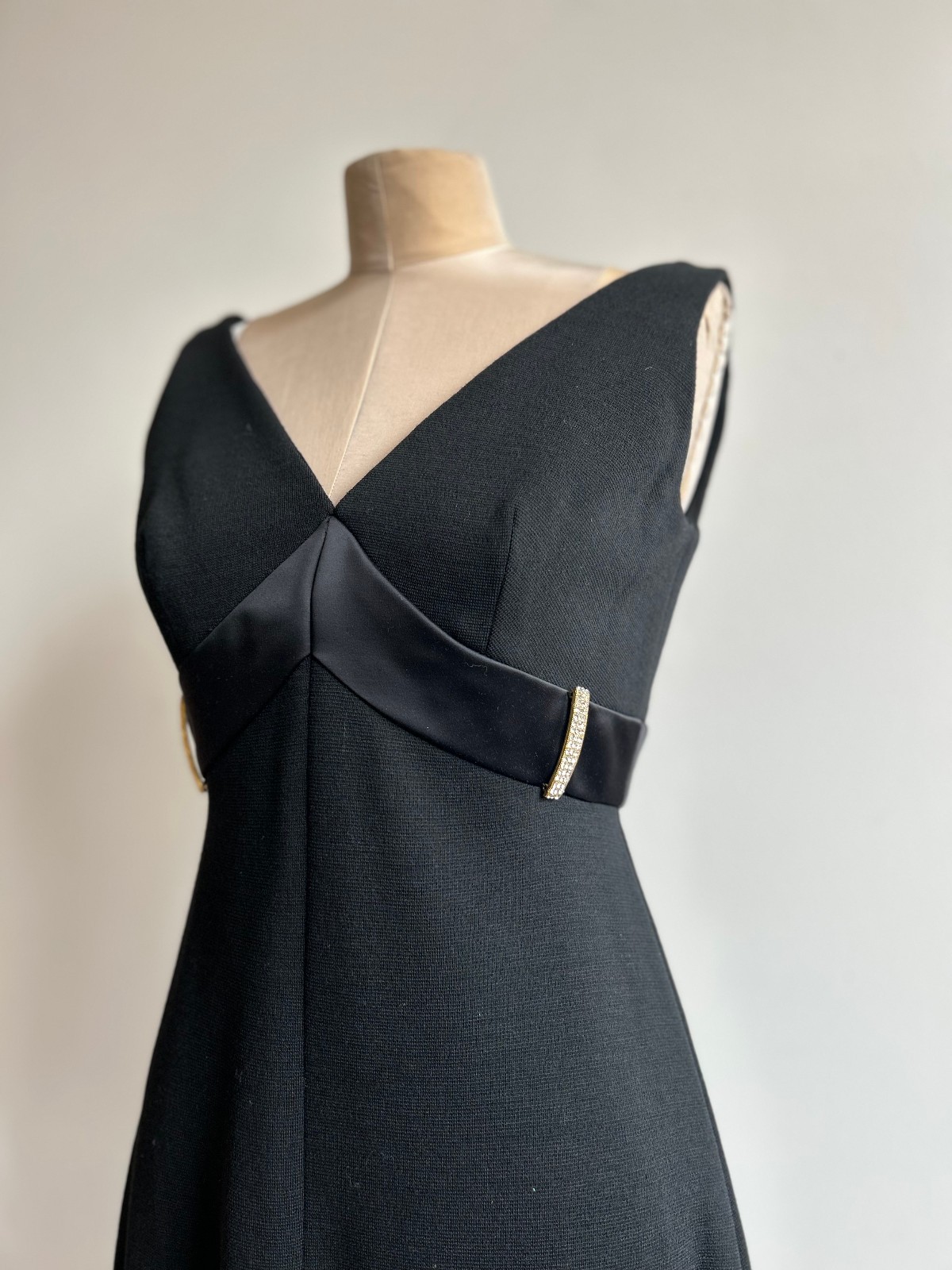 Vintage 60s Black Wool Knit Mod Evening Cocktail Dress 6 8 1960s Hollywood Glam