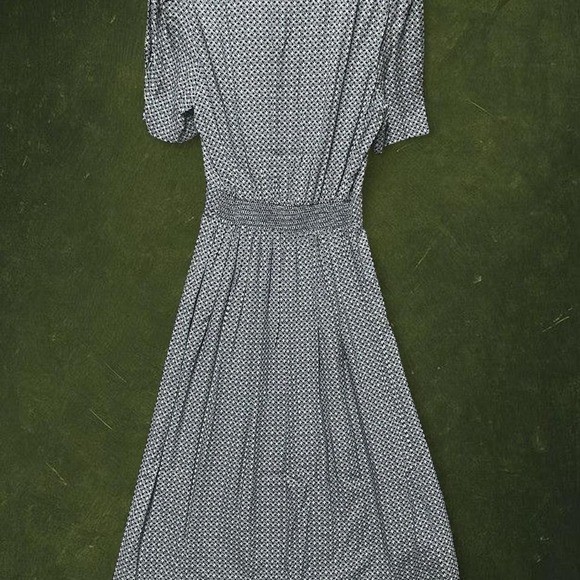 Vintage 1990s Karin Stevens Geometric Rayon Midi Dress | Size 10/M